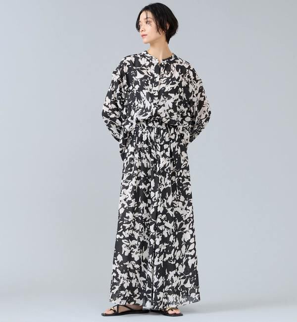 Liesse「強撚割繊フラワープリントギャザーロングスカート」|スカート|ブラック