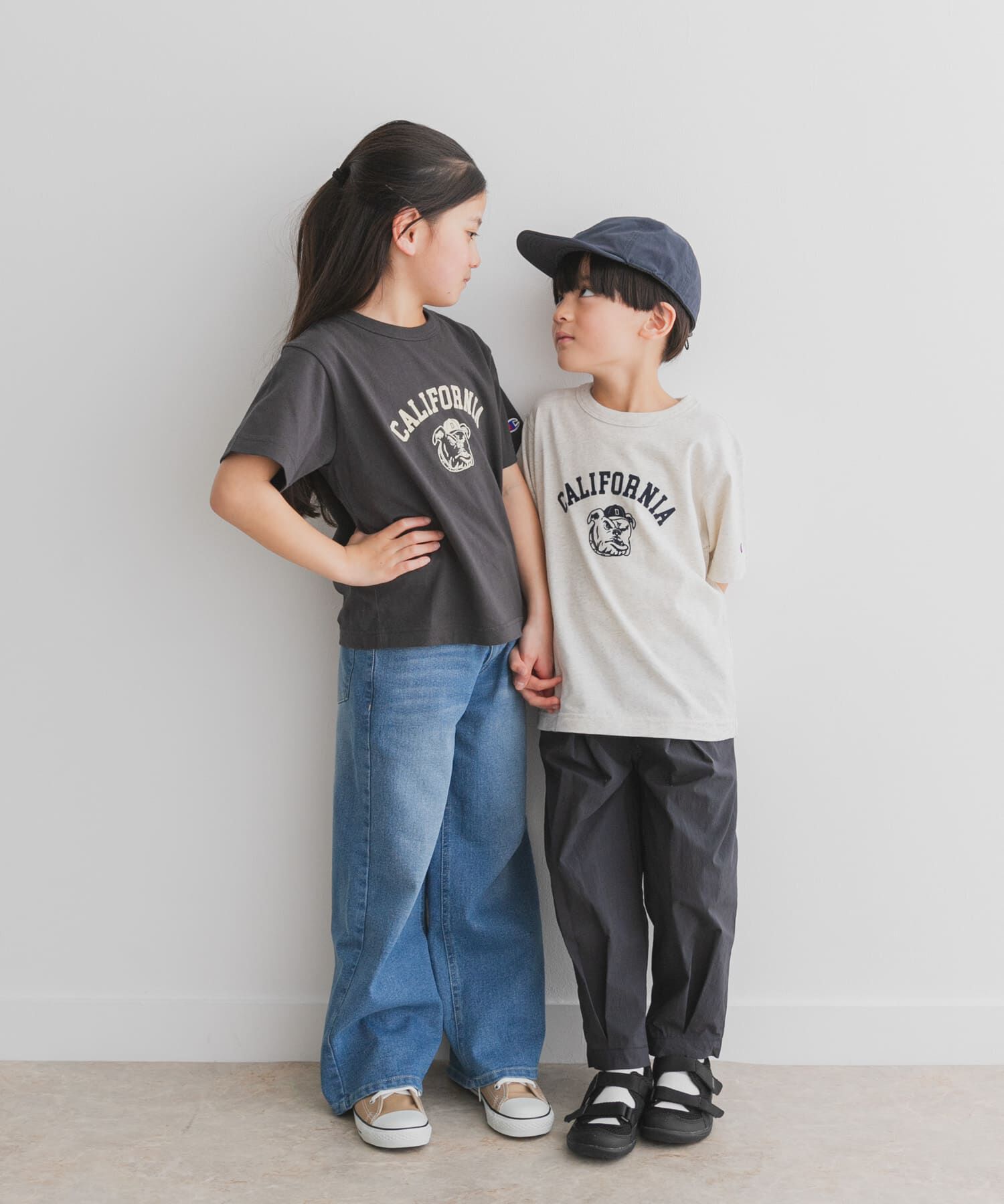 URBAN RESEARCH DOORS「『別注』Champion&times;DOORS　BULLDOG Tシャツ(KIDS)」|その他|