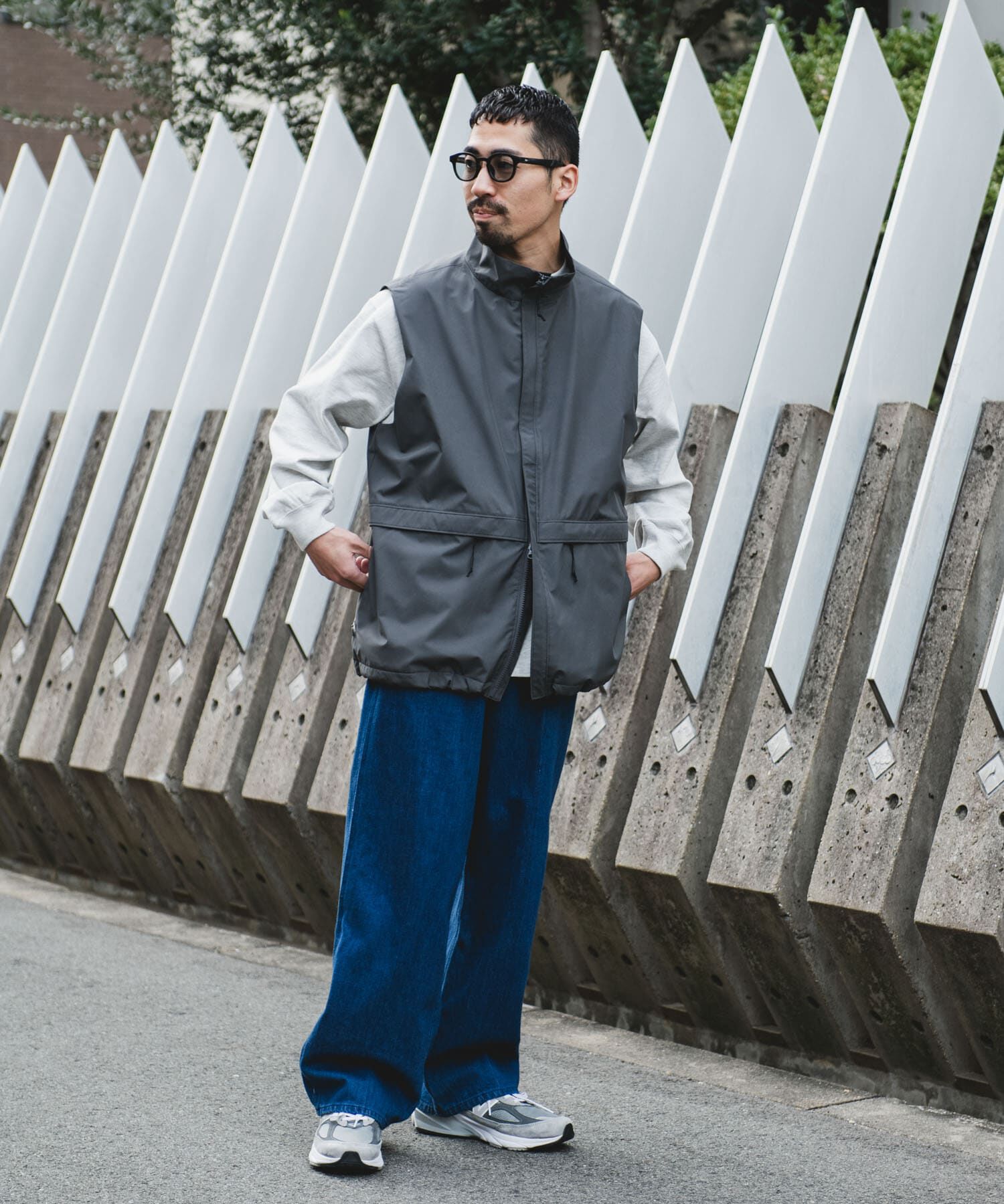 URBAN RESEARCH DOORS「『別注』Foxfire&times;DOORS　ゴアテックス ベスト」|ノーカラーコート|