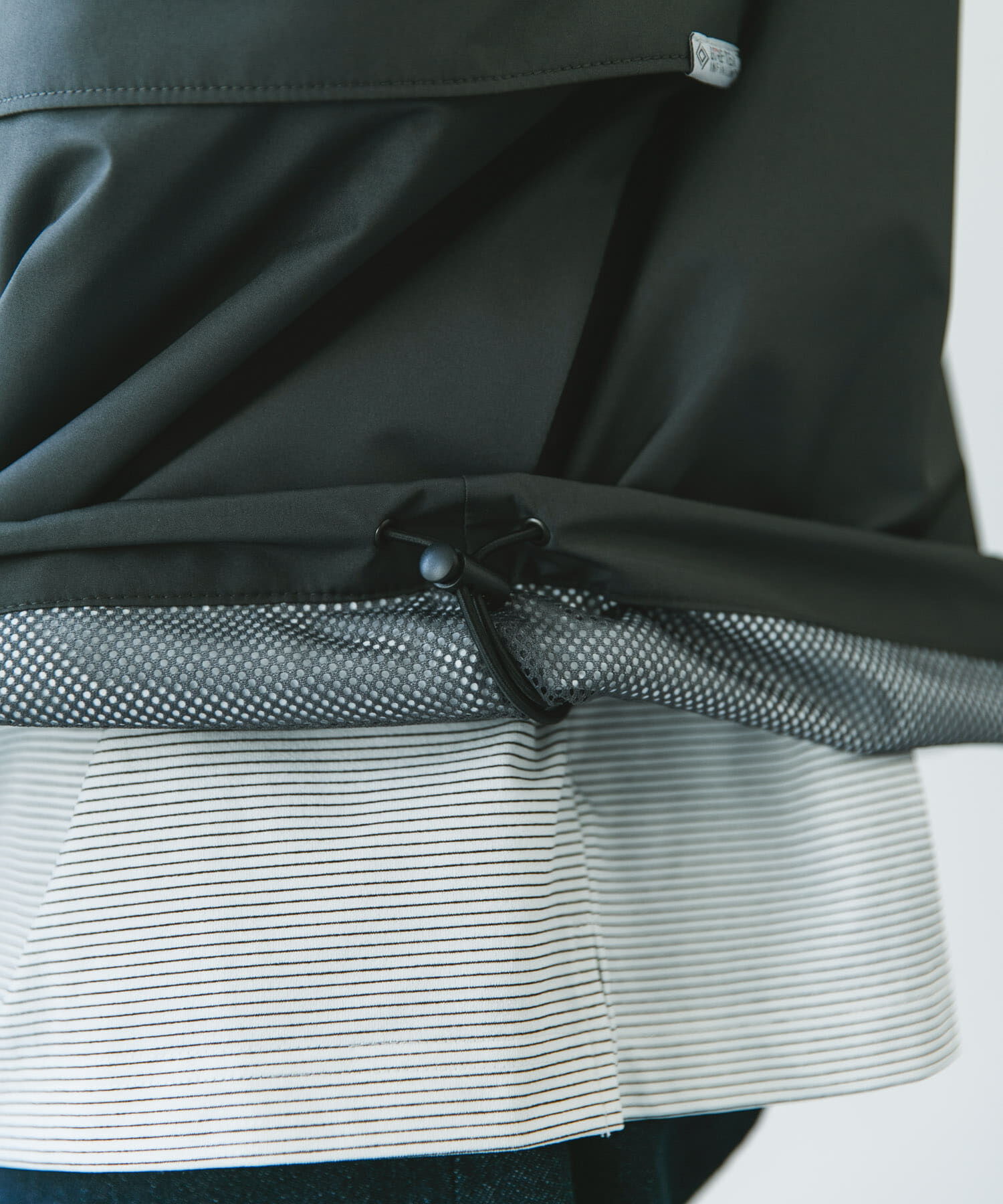 URBAN RESEARCH DOORS「『別注』Foxfire&times;DOORS　ゴアテックス ベスト」|ノーカラーコート|