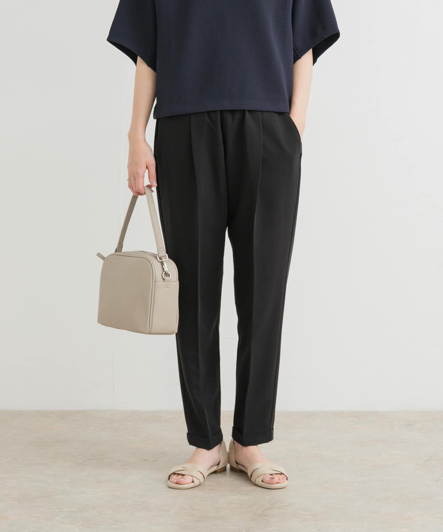 URBAN RESEARCH DOORS「『3サイズ展開』ストレッチテーパードイージーパンツ」|その他|ブラック