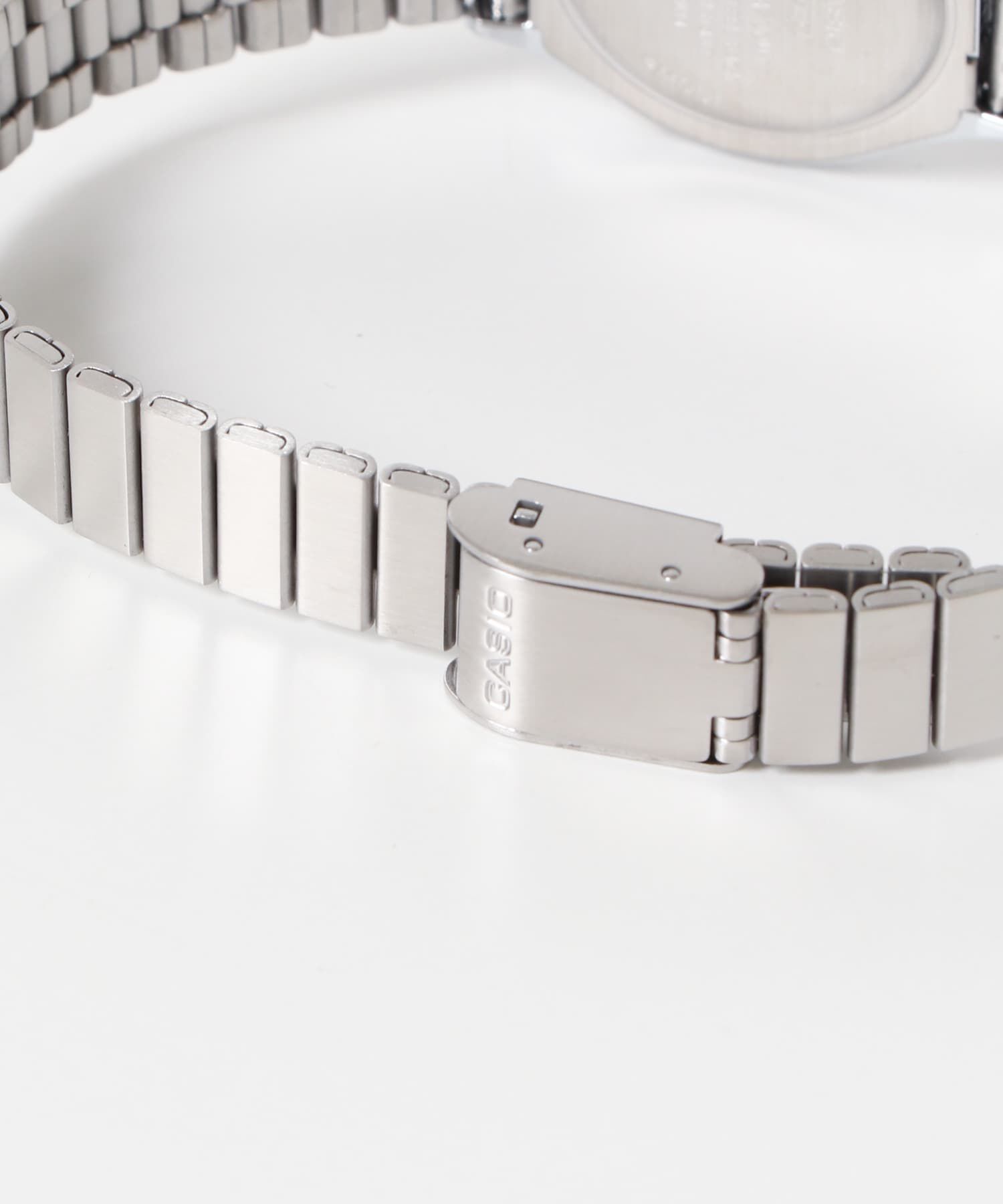 URBAN RESEARCH DOORS「CASIO　サークルメタルウォッチ」|腕時計|