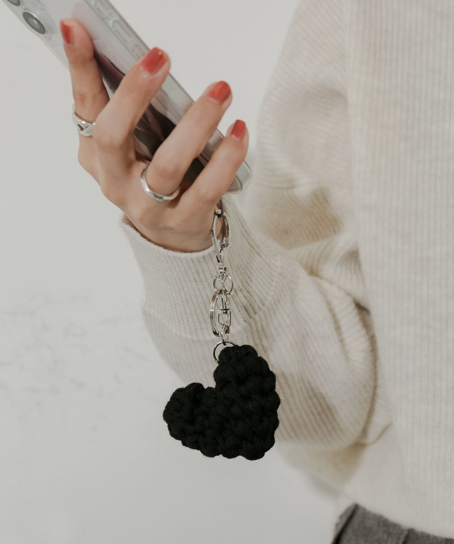 SMELLY「モチーフキーチェーン」|チャーム・キーホルダー|ブラック