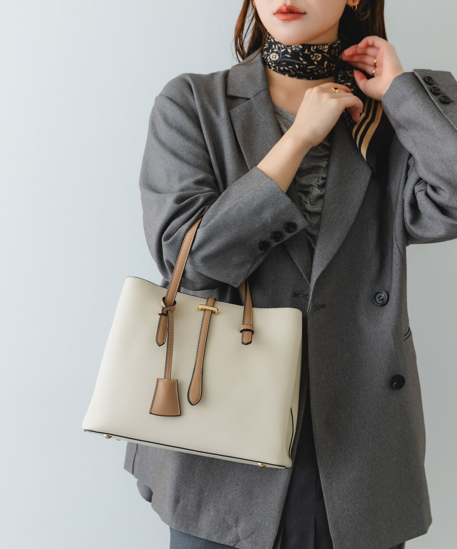 RODE SKO「チャーム付ミドルバッグ『Msize』」|トートバッグ|