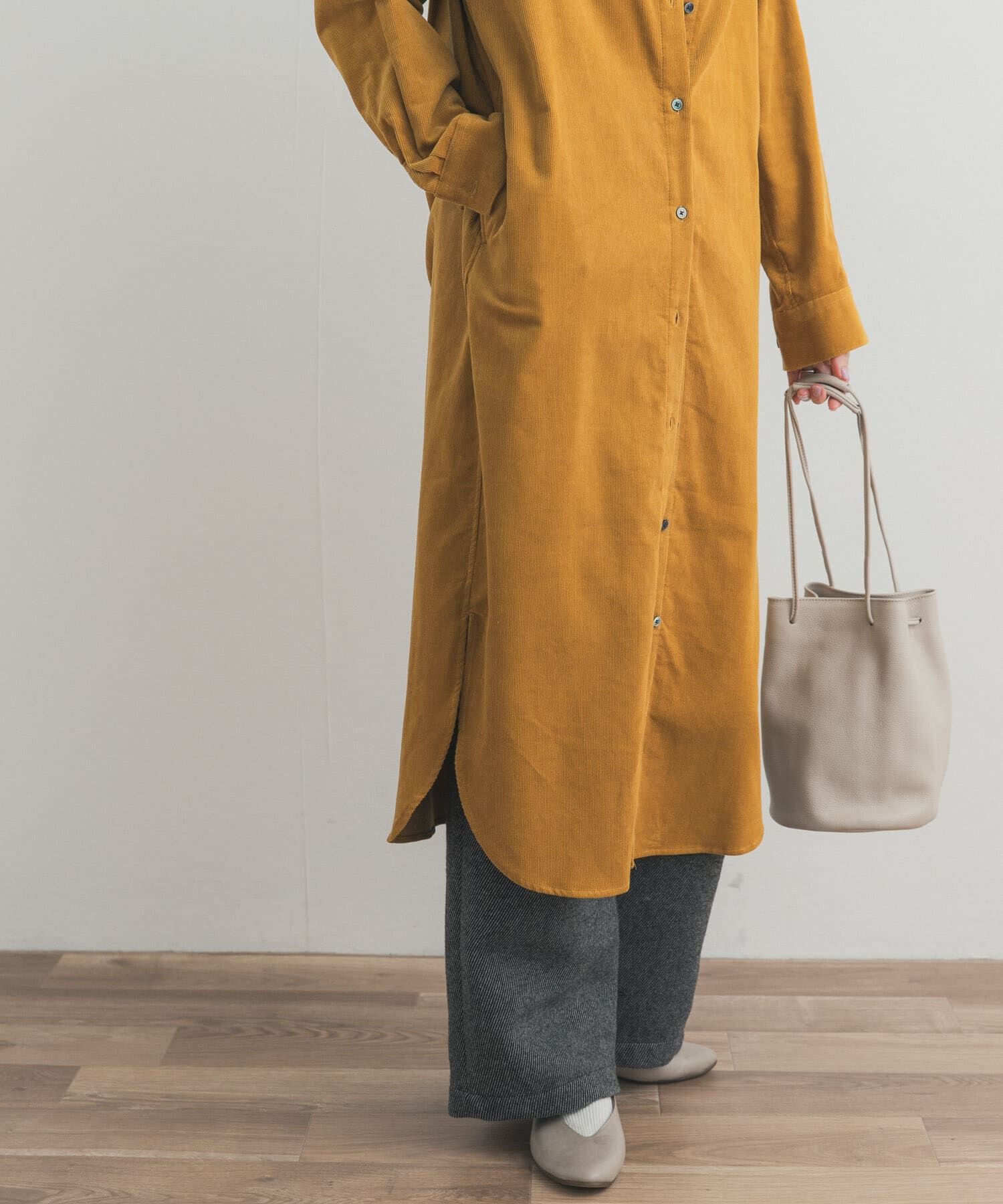 URBAN RESEARCH DOORS「『WEB/一部店舗限定カラー』『UR TECH』コーデュロイシャツワンピース」|ワンピース|