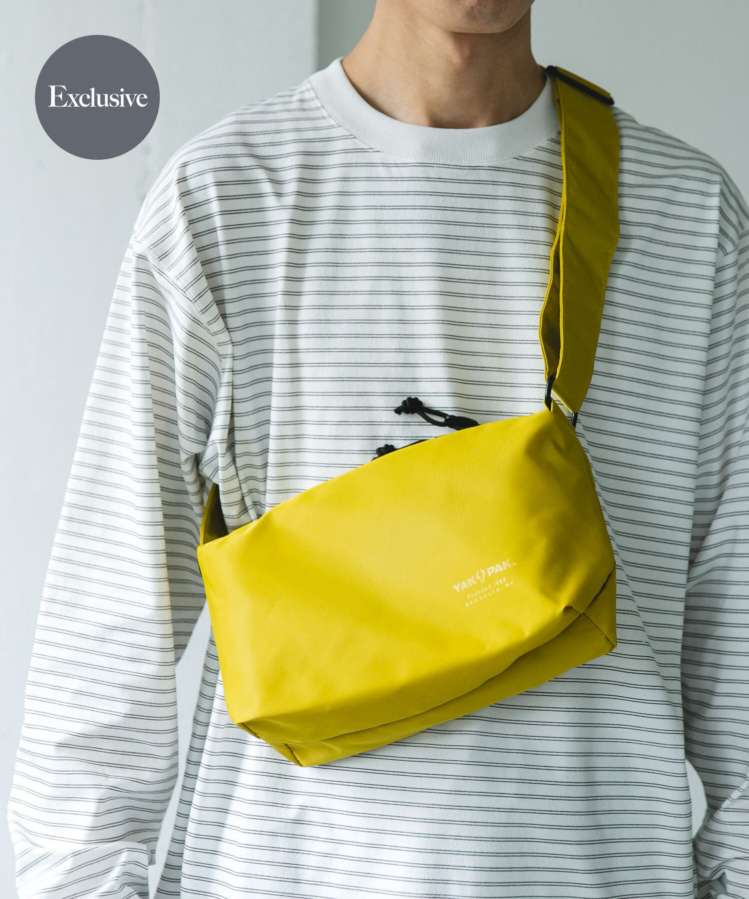 URBAN RESEARCH DOORS「『別注』YAKPAK&times;DOORS　SHOULDER BAG S」|ショルダー・メッセンジャー|イエロー