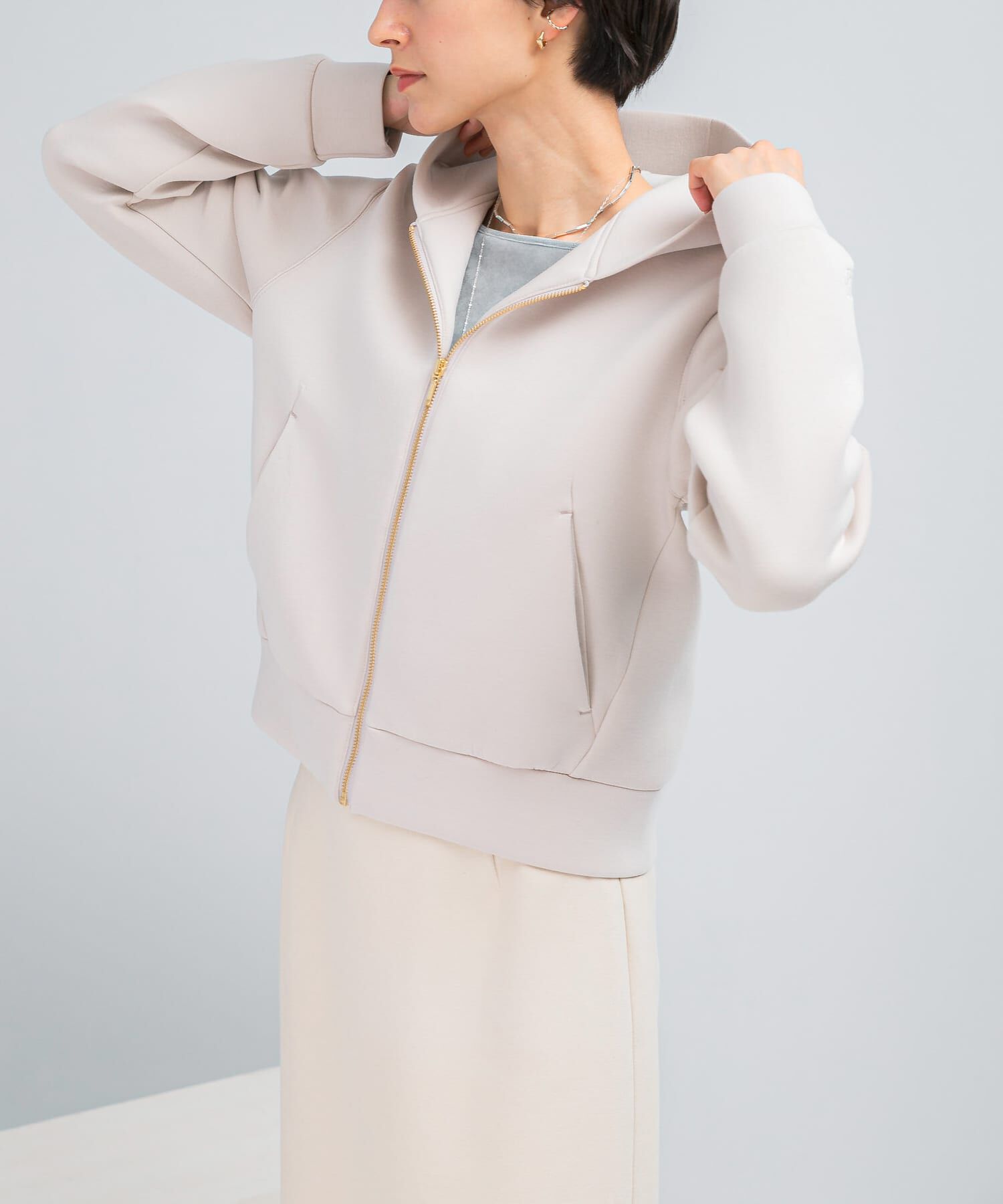 URBAN RESEARCH ROSSO「『WEB限定』刺繍ダンボールパーカー」|パーカー|グレー系その他