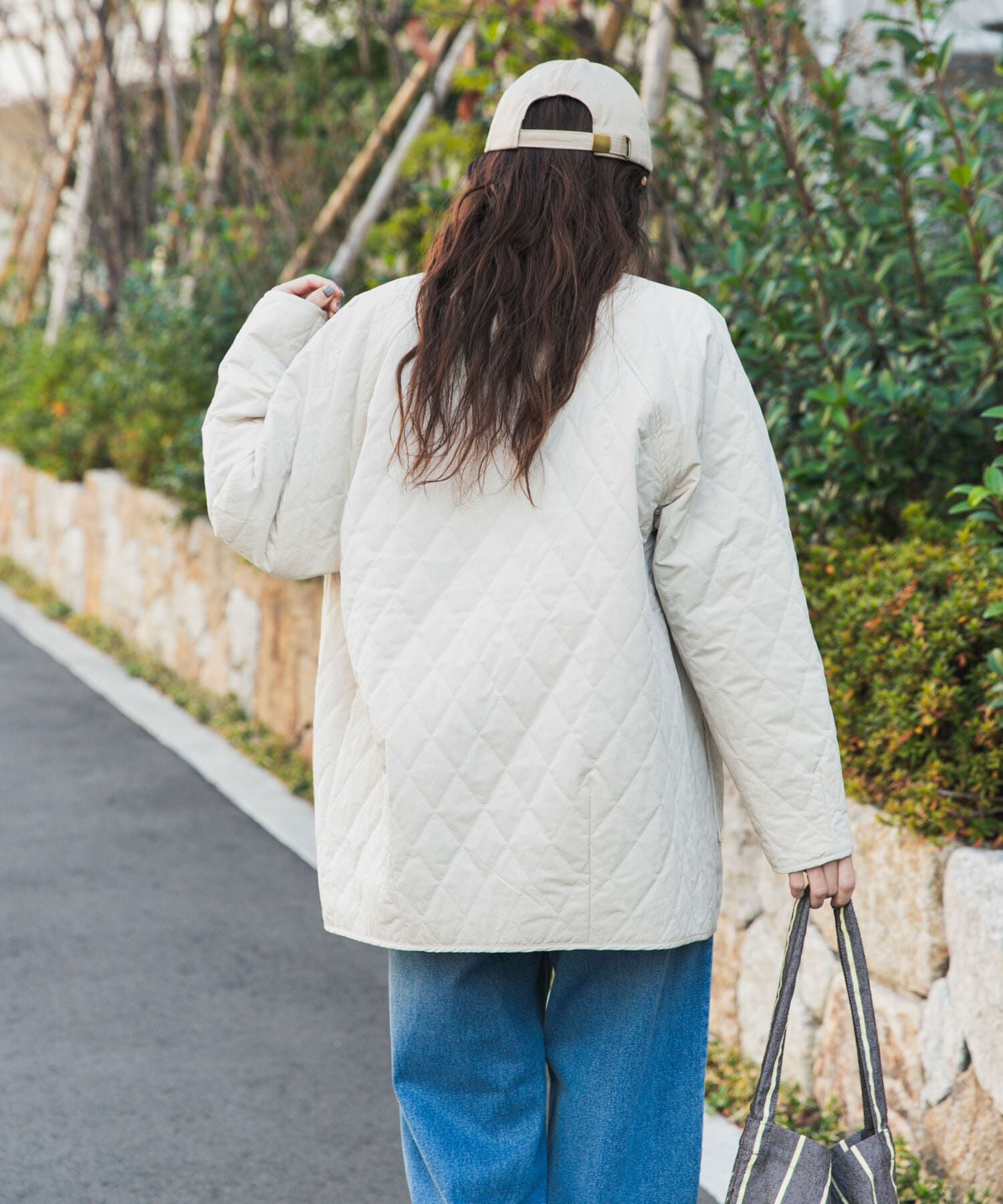 URBAN RESEARCH DOORS「『撥水』カポックキルトミドルジャケット」|ダウン|