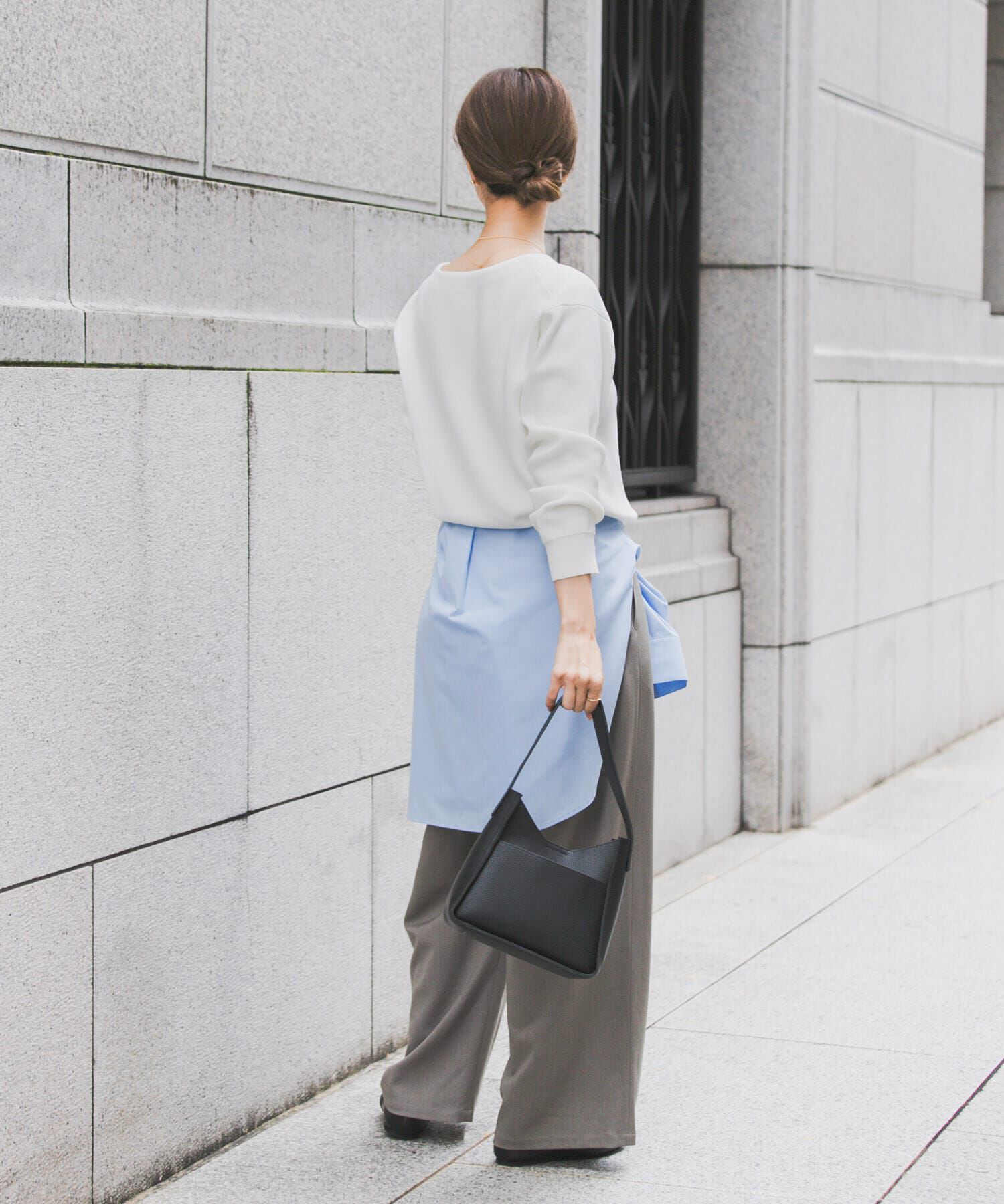 URBAN RESEARCH DOORS「『仁村紗和さん着用』『UR TECH Renew Knit』Vネックプルオーバー」|ニット・セーター|