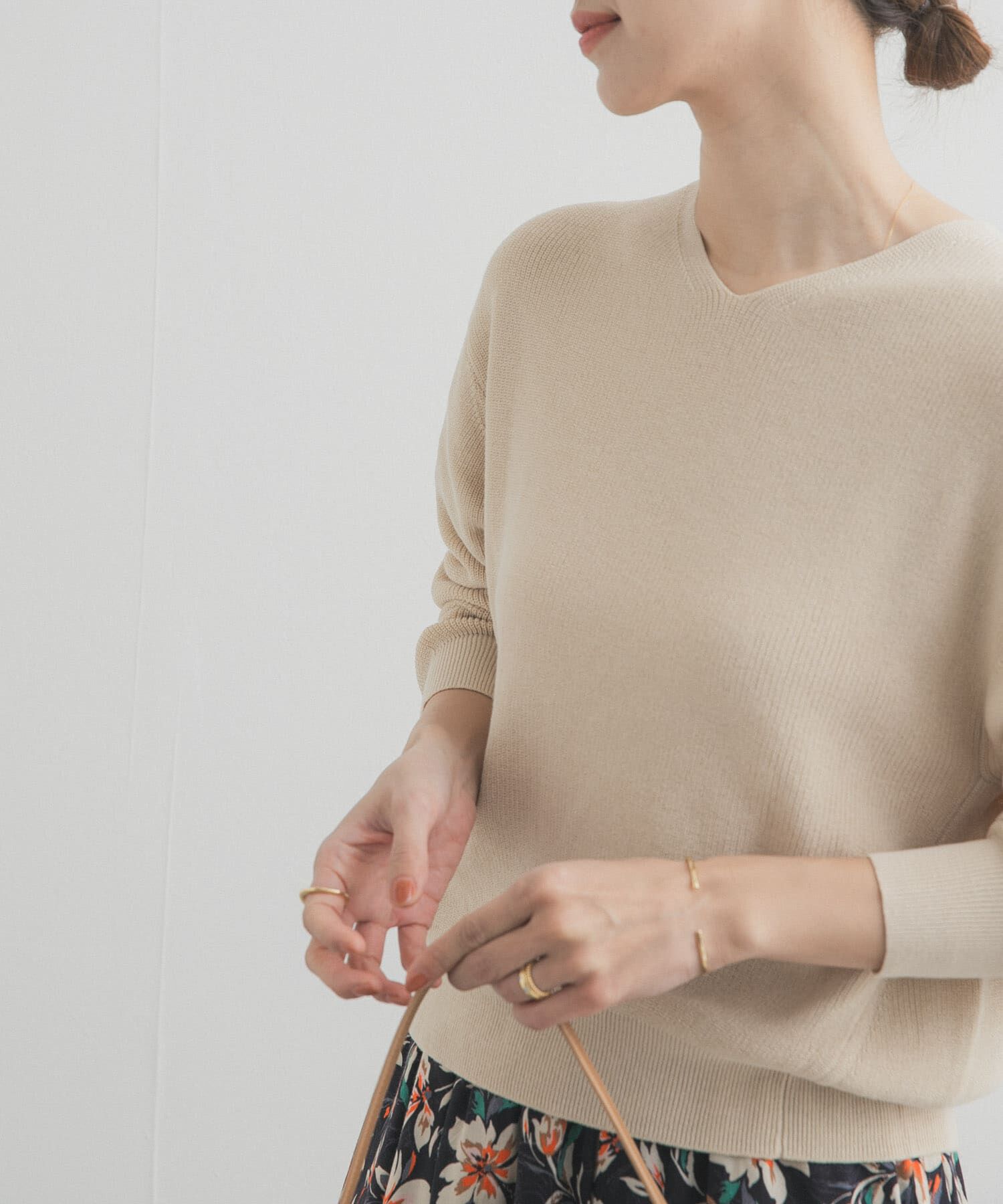 URBAN RESEARCH DOORS「コットン畦Vネックニット」|ニット・セーター|