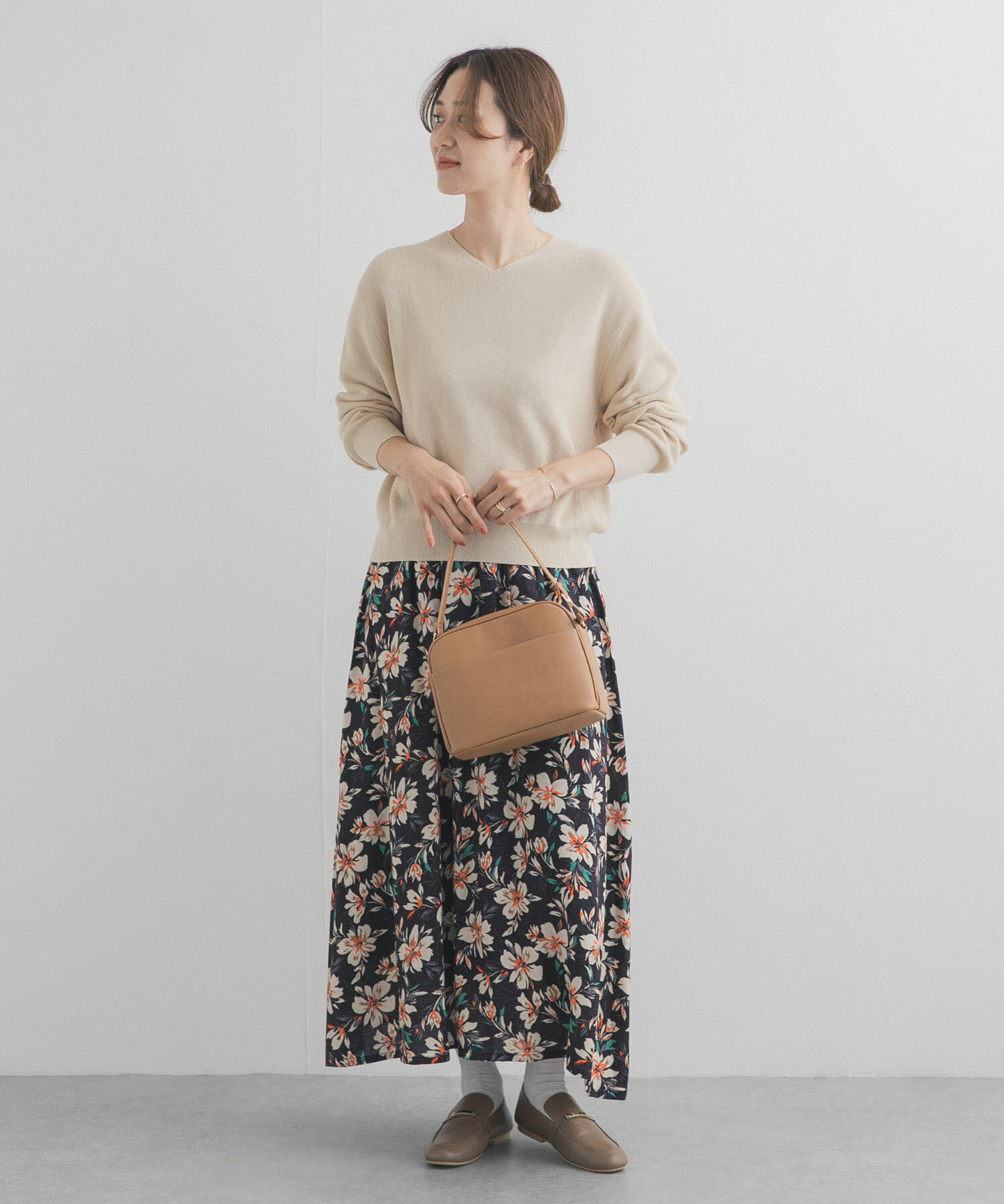 URBAN RESEARCH DOORS「コットン畦Vネックニット」|ニット・セーター|