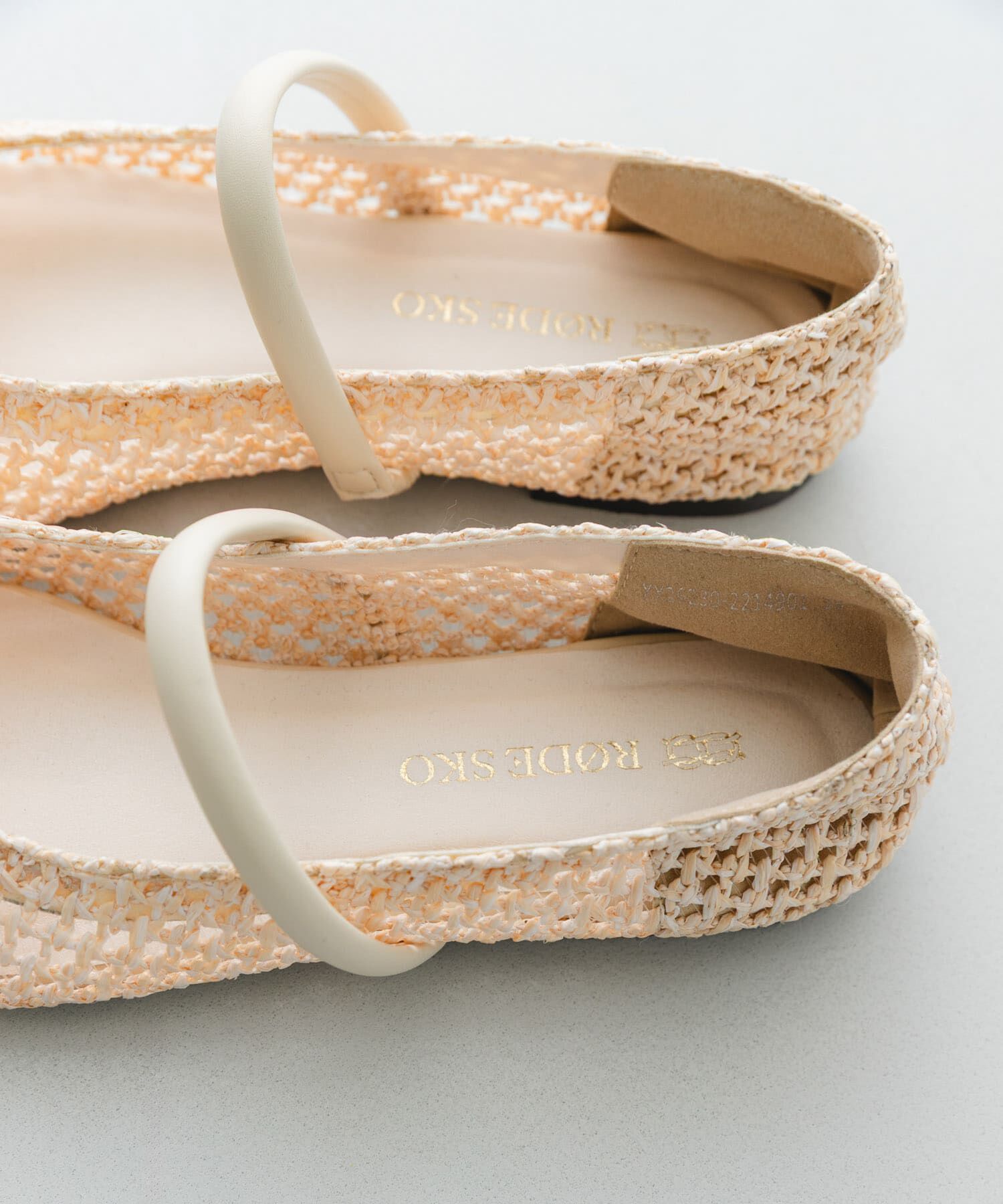 RODE SKO「ピープトゥベルトメッシュフラット」|その他|