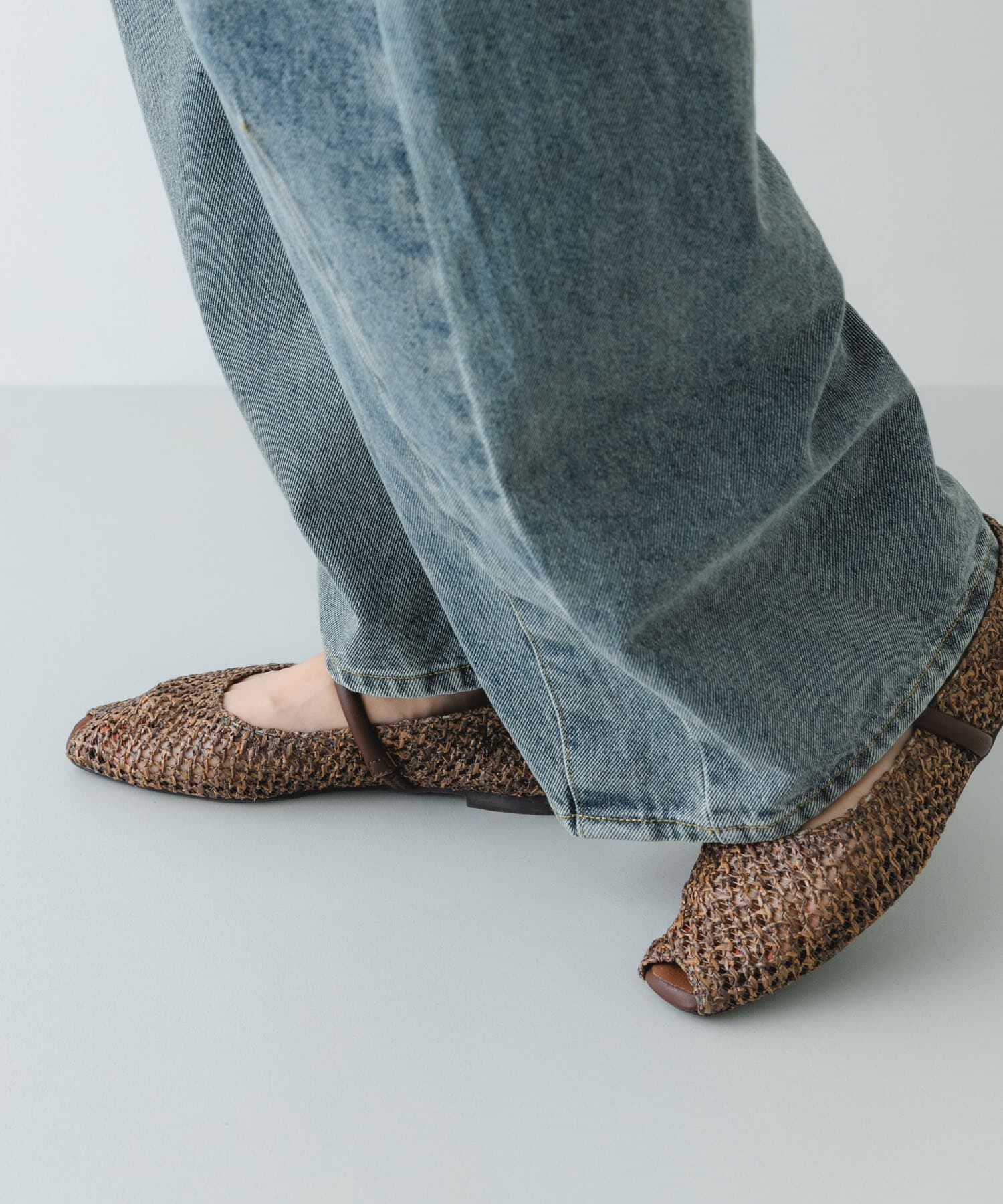 RODE SKO「ピープトゥベルトメッシュフラット」|その他|