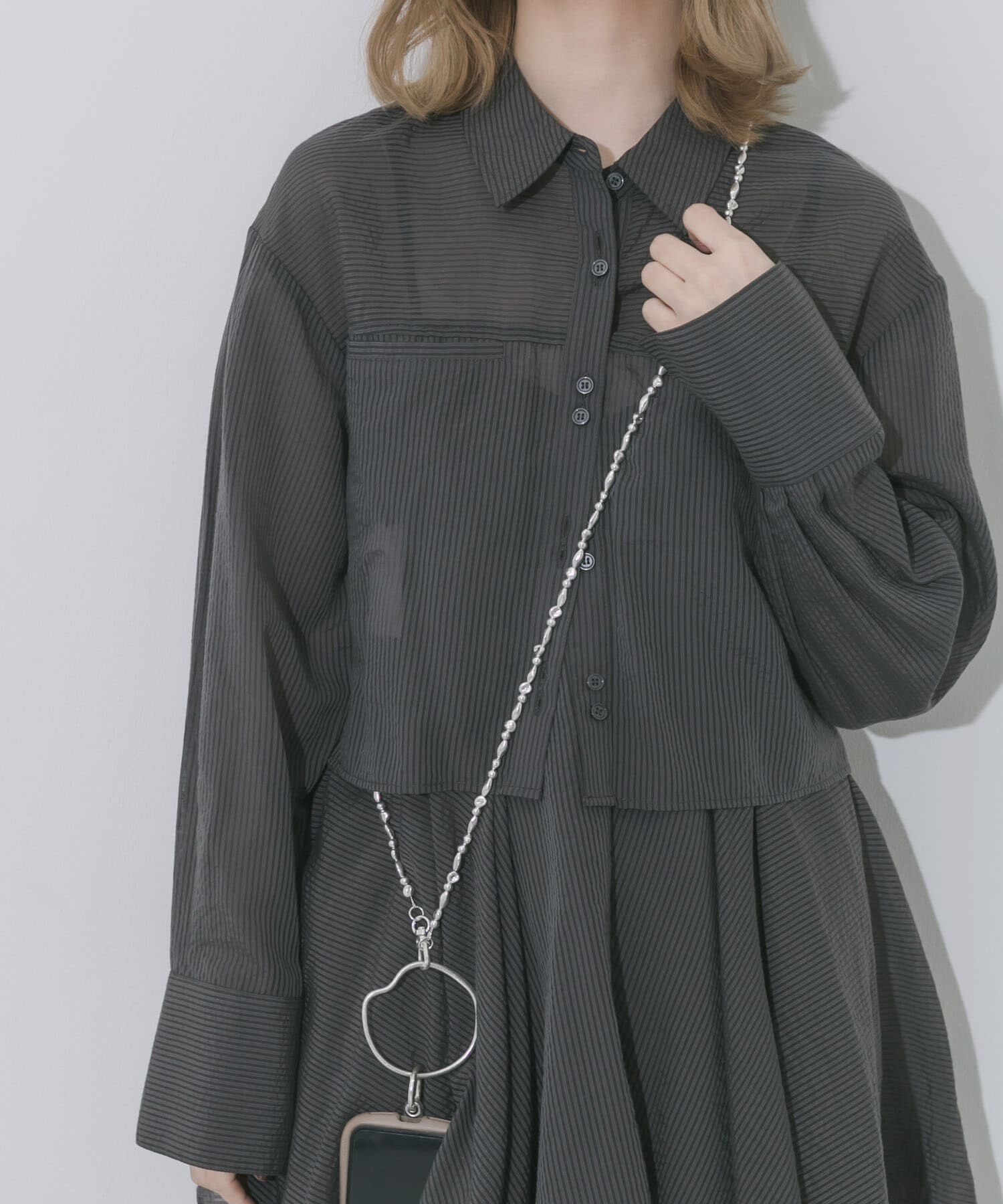 SMELLY「ニュアンスメタルマルチショルダー」|モバイルケース|