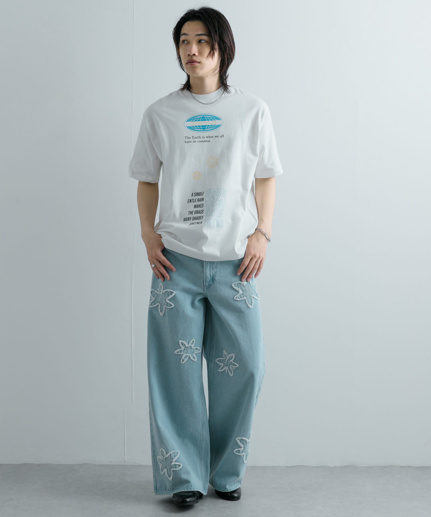 SENSE OF PLACE by URBAN RESEARCH「ロゴグラフィックTシャツ(5分袖) A」|Tシャツ・カットソー|