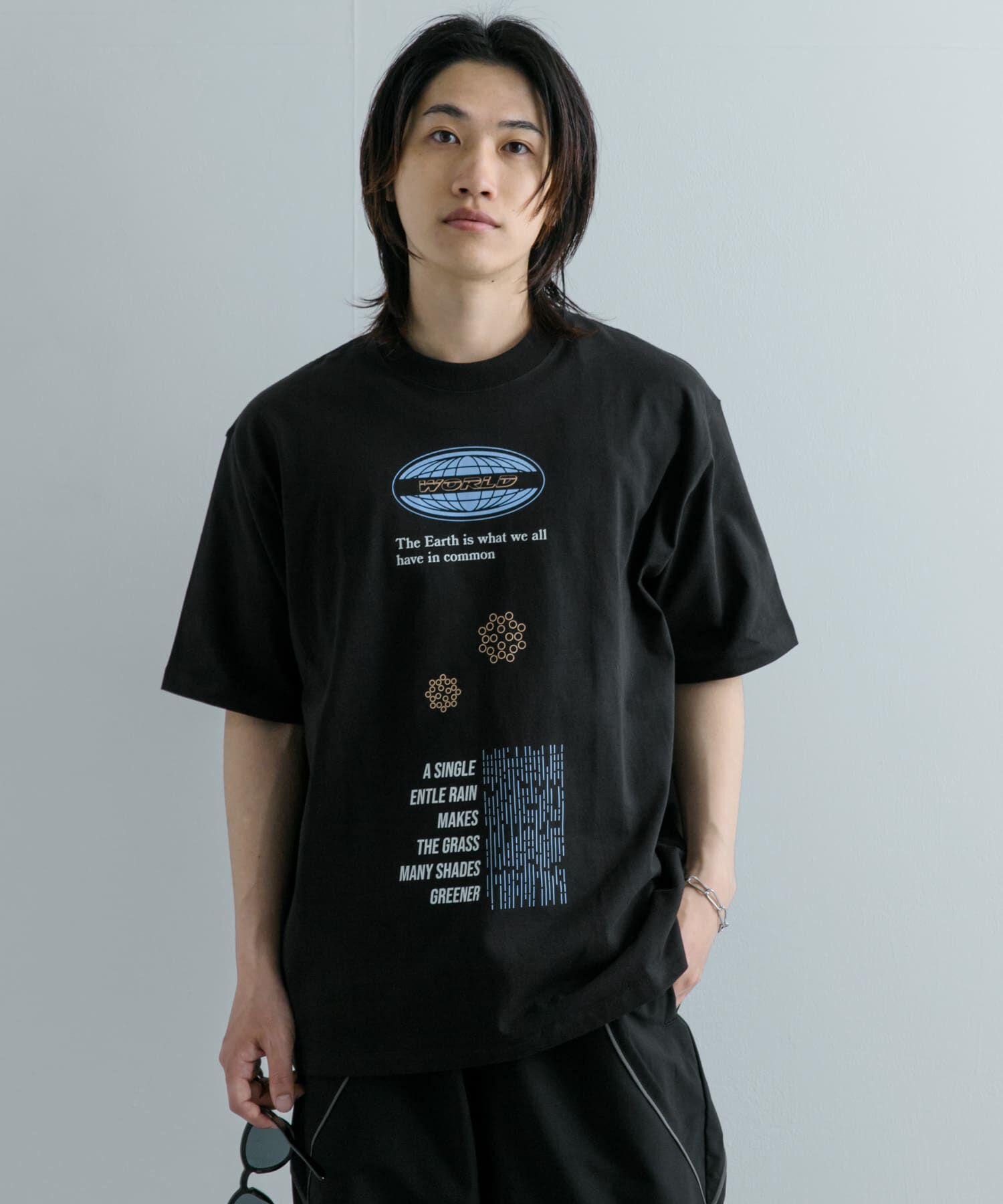 SENSE OF PLACE by URBAN RESEARCH「ロゴグラフィックTシャツ(5分袖) A」|Tシャツ・カットソー|