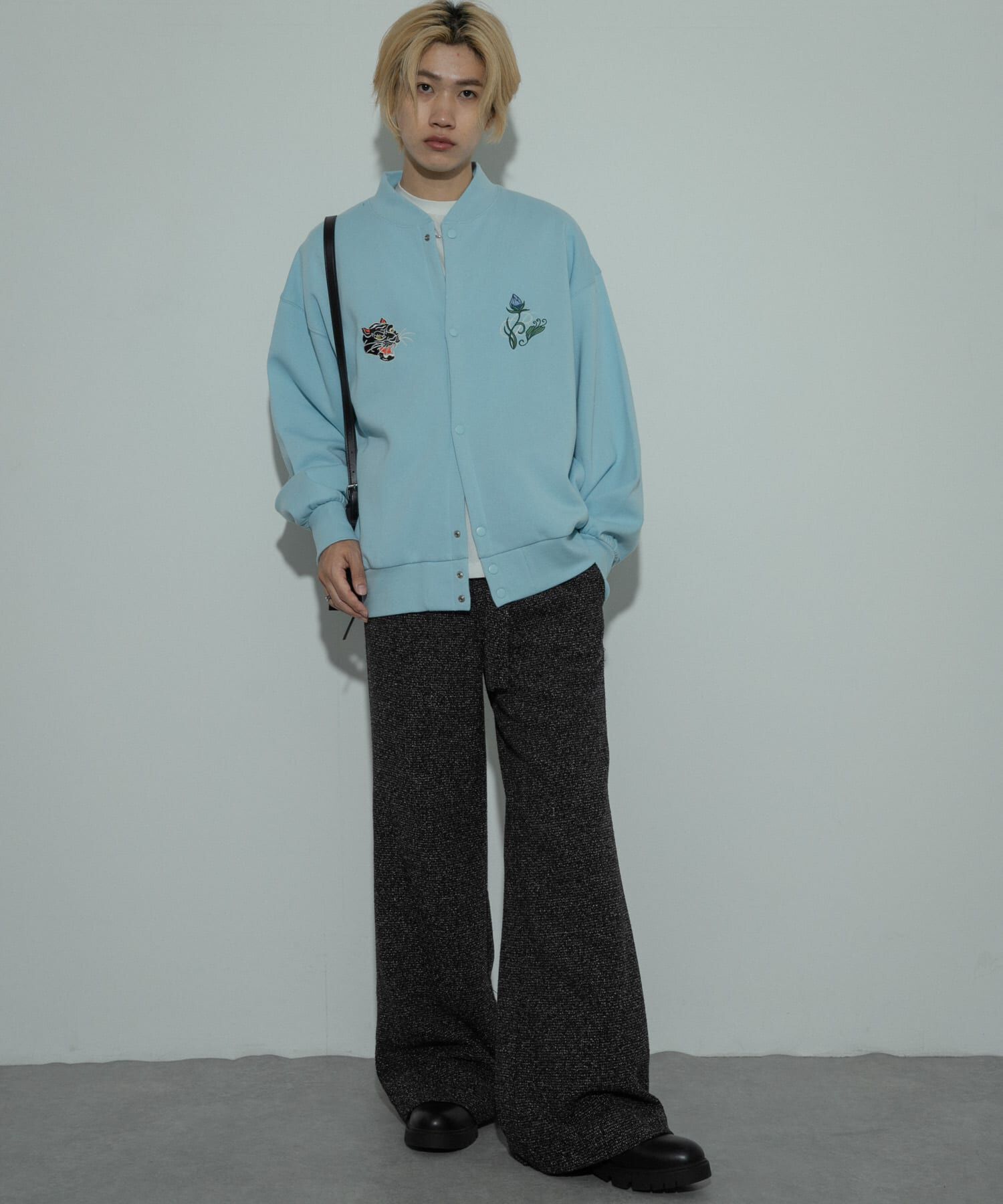 SENSE OF PLACE by URBAN RESEARCH「シシュウスウェットブルゾン」|ブルゾン・スタジャン|