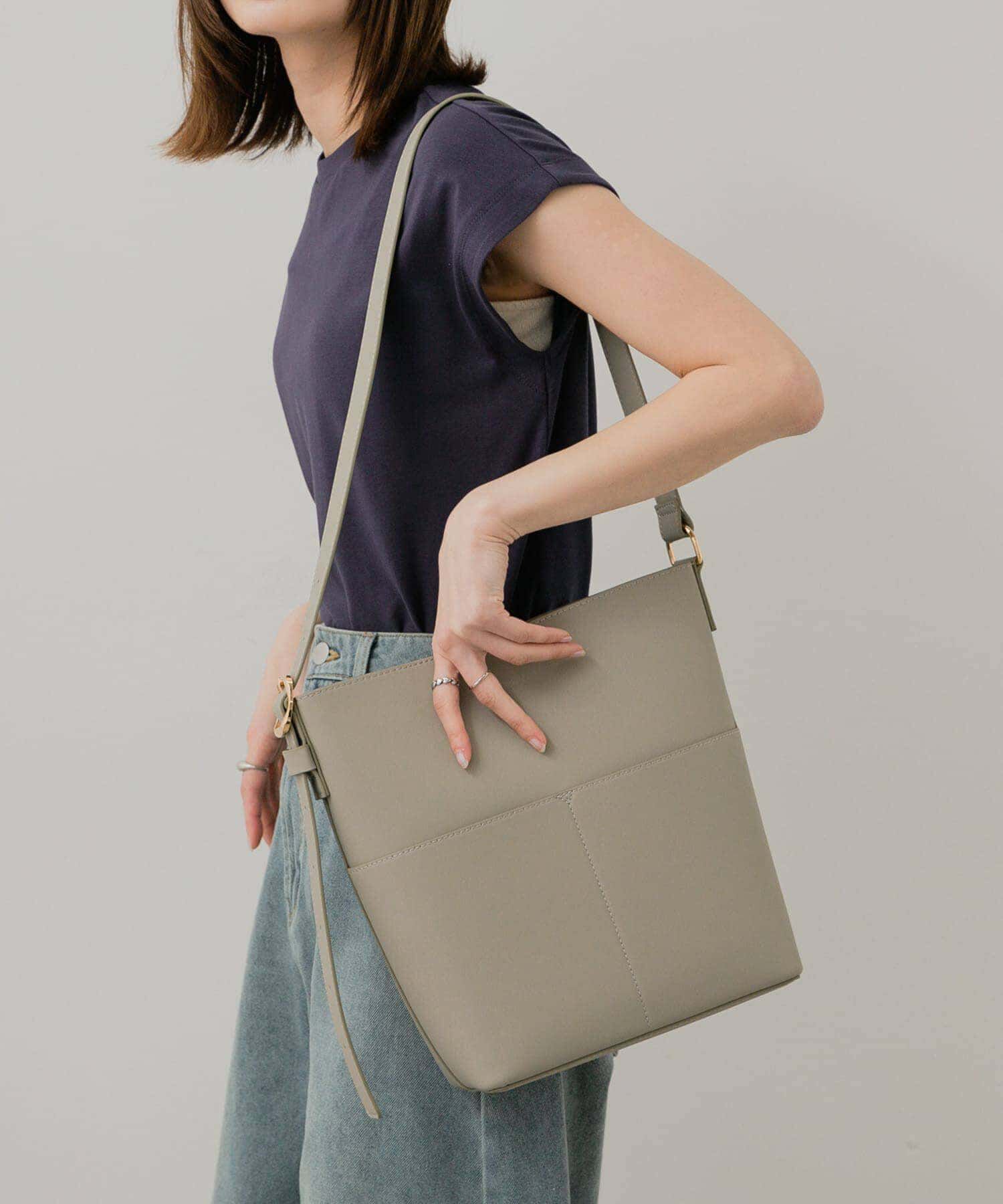 SENSE OF PLACE by URBAN RESEARCH「『防汚』アウトポケットショルダーバッグ」|ショルダー・メッセンジャー|