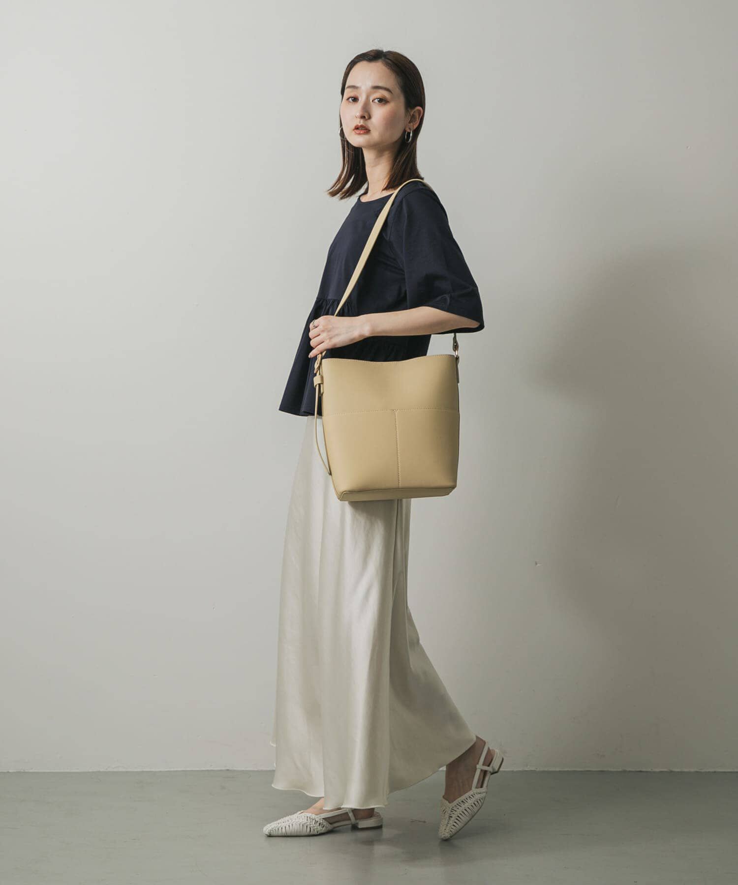 SENSE OF PLACE by URBAN RESEARCH「『防汚』アウトポケットショルダーバッグ」|ショルダー・メッセンジャー|