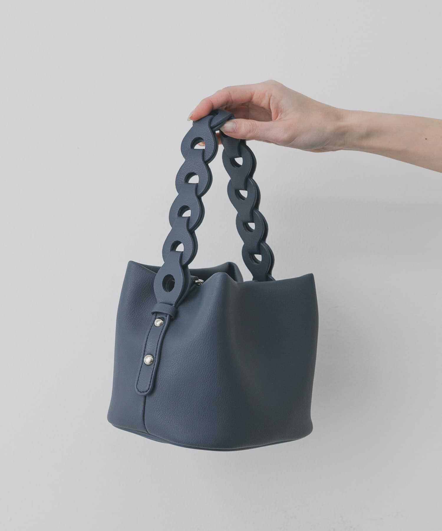 SENSE OF PLACE by URBAN RESEARCH「チェーンハンドルパフバッグ」|ショルダー・メッセンジャー|