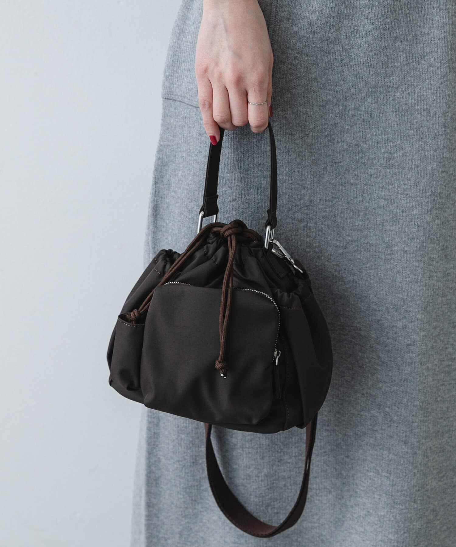 SENSE OF PLACE by URBAN RESEARCH「『撥水』ポケットデザインナイロンバッグ」|ハンドバッグ|