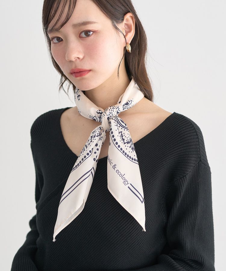 earth music&ecology「ボタニカル柄スカーフ(70&times;70)」|バンダナ・スカーフ|