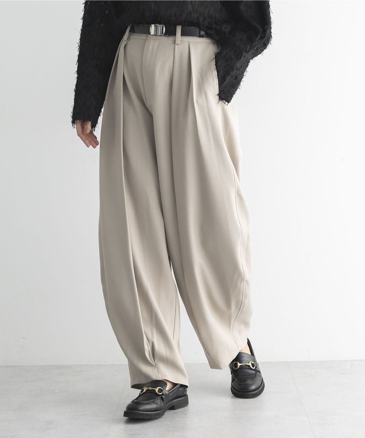 GARAGE OF GOOD CLOTHING「裾タックバレルパンツ2」|その他|