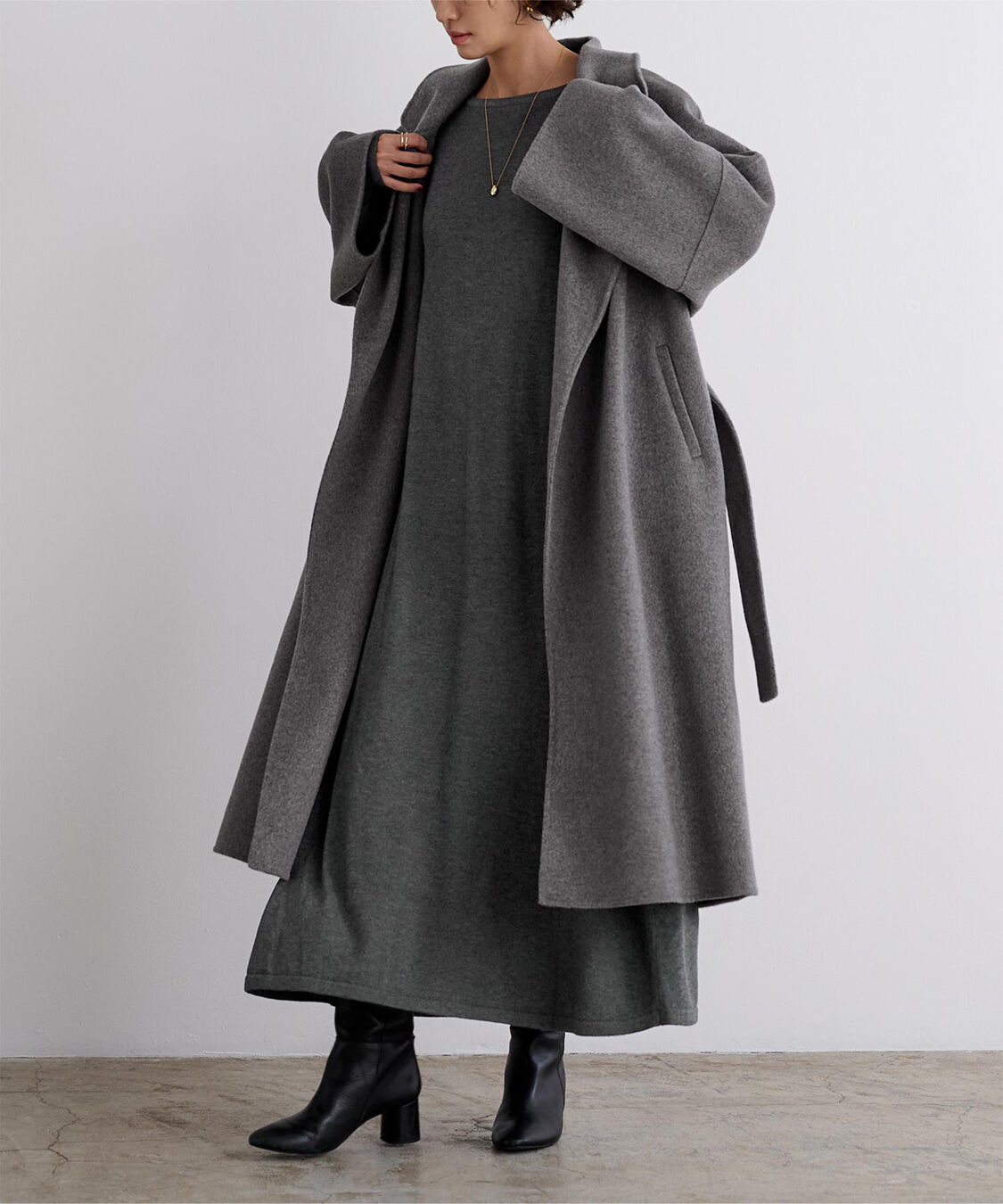 ur's「ボートネックロングニットワンピース」|ワンピース|