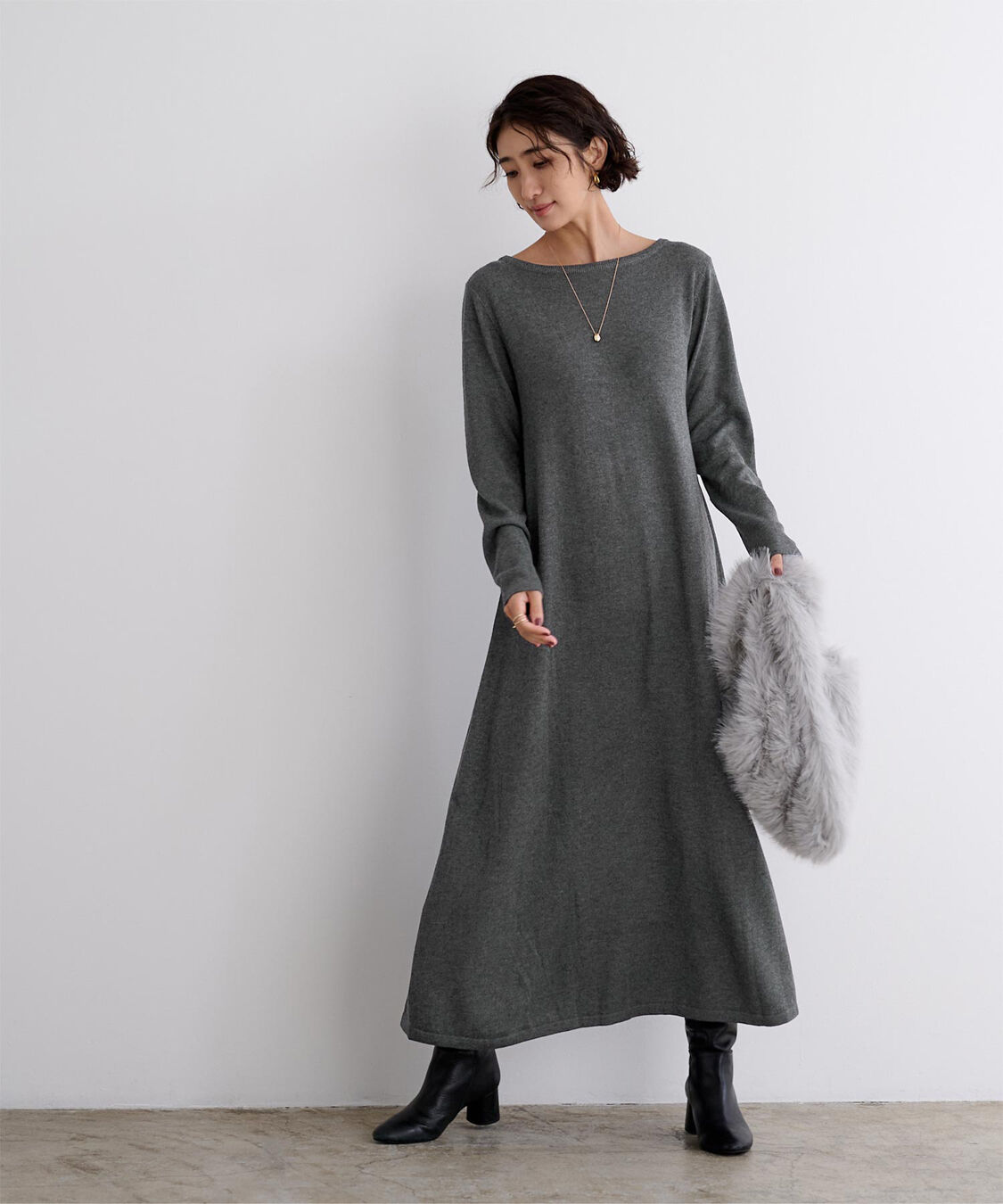 ur's「ボートネックロングニットワンピース」|ワンピース|