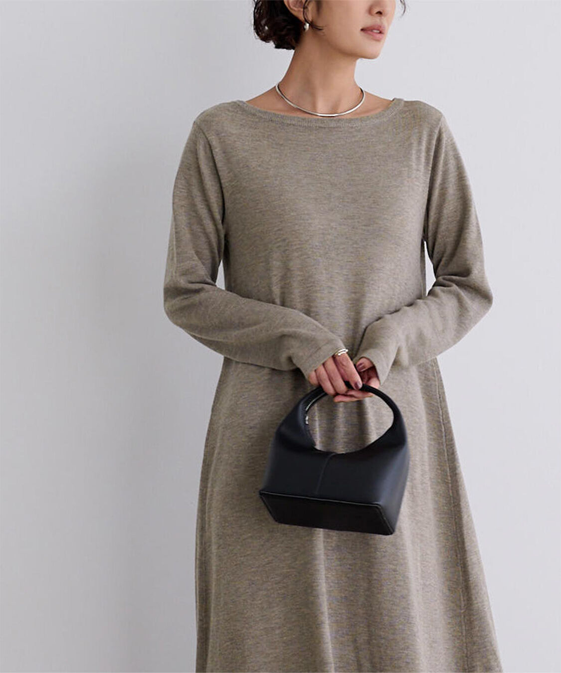 ur's「ボートネックロングニットワンピース」|ワンピース|