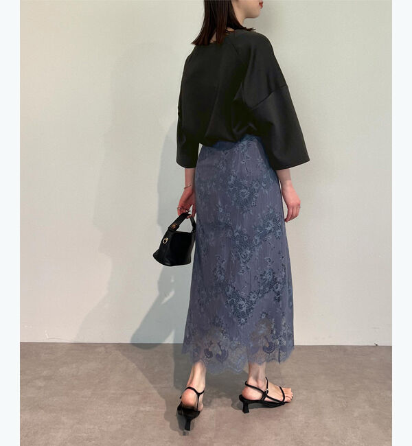 ur's「【八田真理子さんコラボアイテム】ボンディングデザインネックオーバーサイズトップス」|Tシャツ・カットソー|