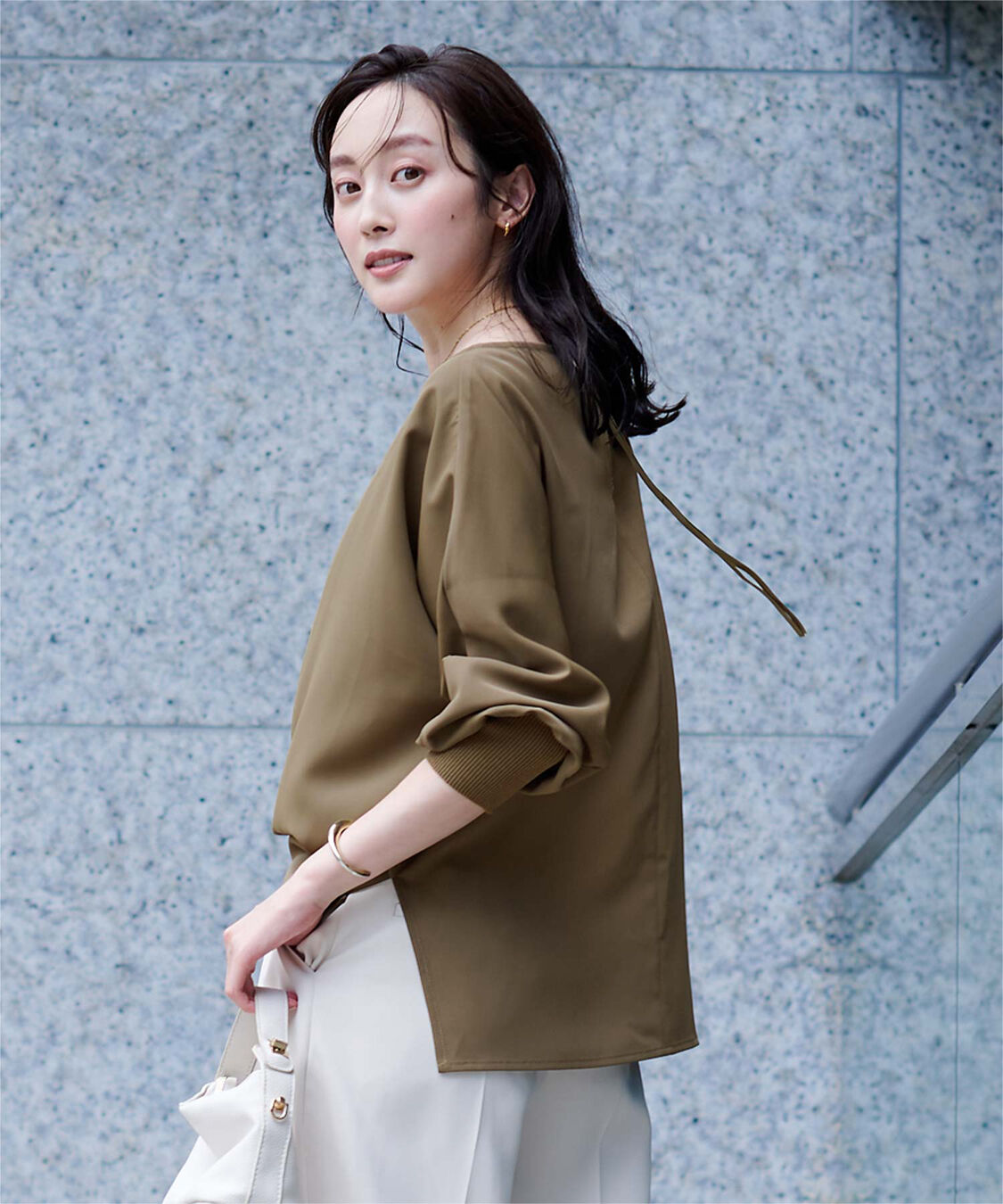 ur's「ボートネックドルマンスリーブプルオーバー」|プルオーバー|オリーブ