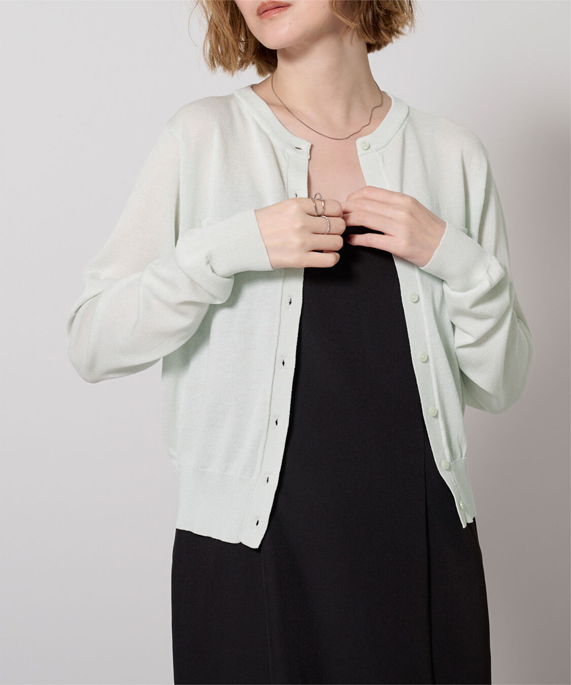 ur's「UVケアコンパクトベーシックニットカーディガン」|ニット・セーター|ライトグリーン２