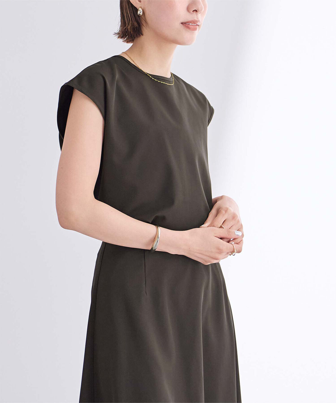 ur's「撥水フレンチスリーブトップス」|Tシャツ・カットソー|