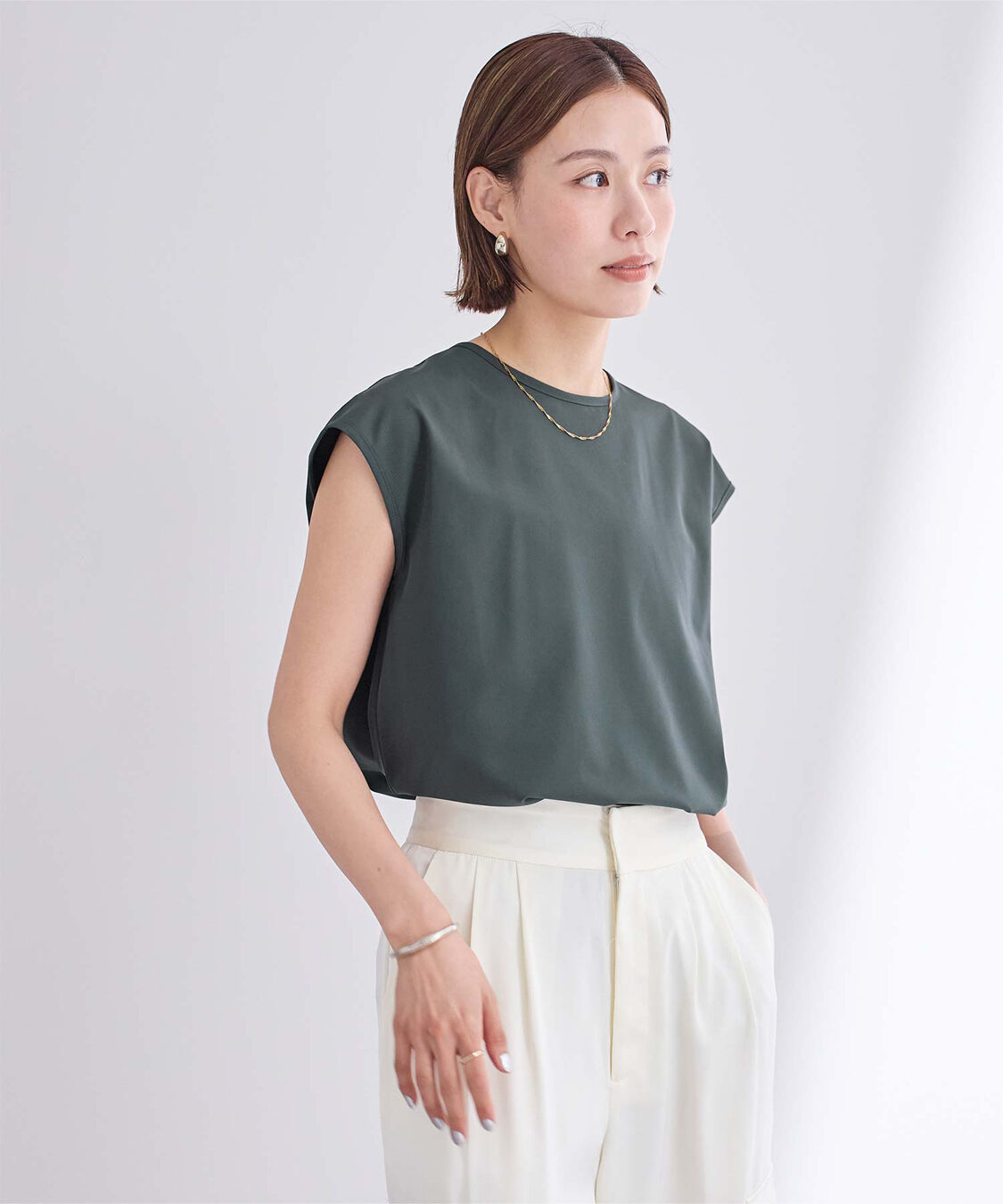 ur's「撥水フレンチスリーブトップス」|Tシャツ・カットソー|チャコール