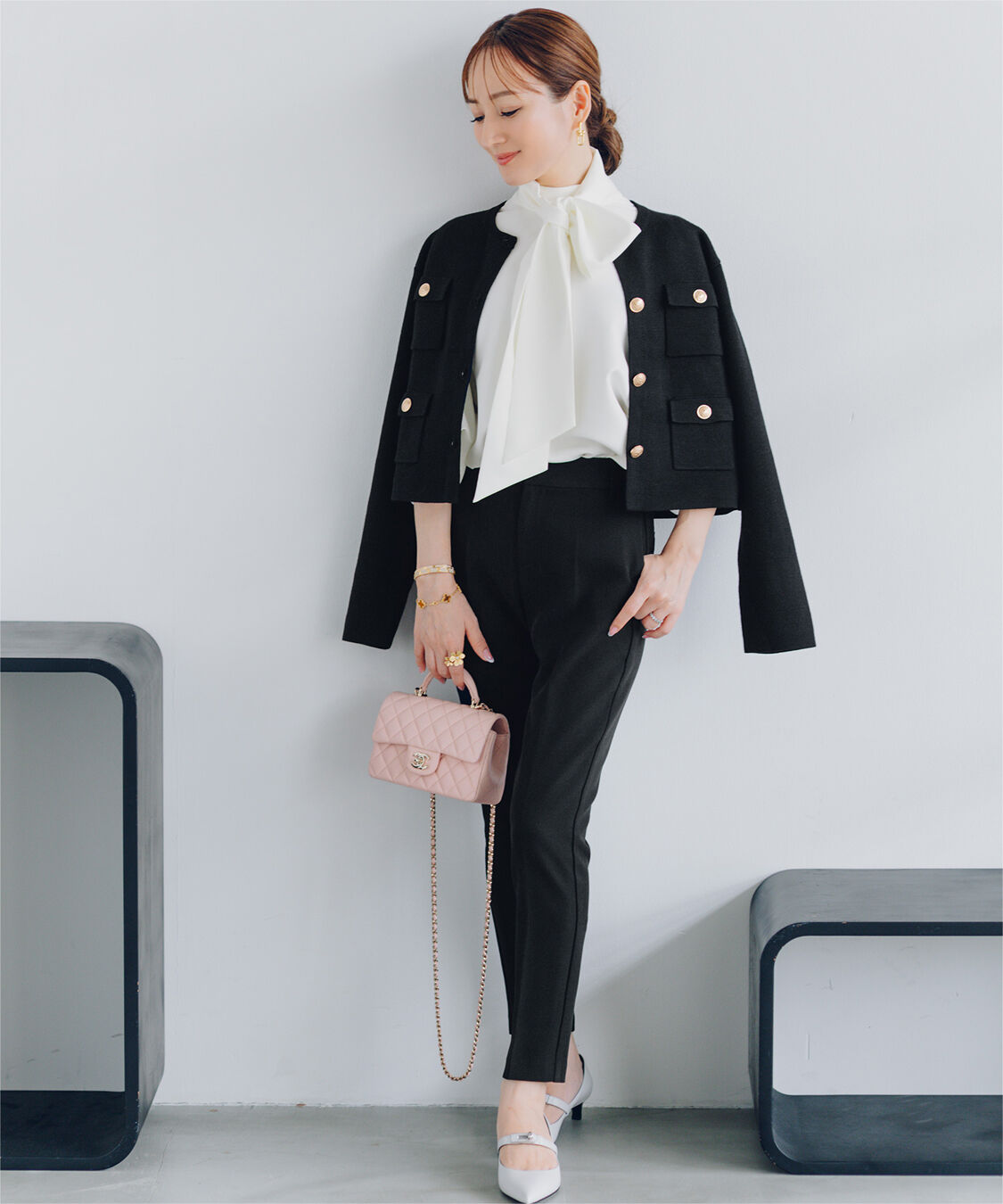 ur's「【星玲奈さんコラボアイテム】ゴールド釦ニットカーディガン/ジャケット」|カーディガン|