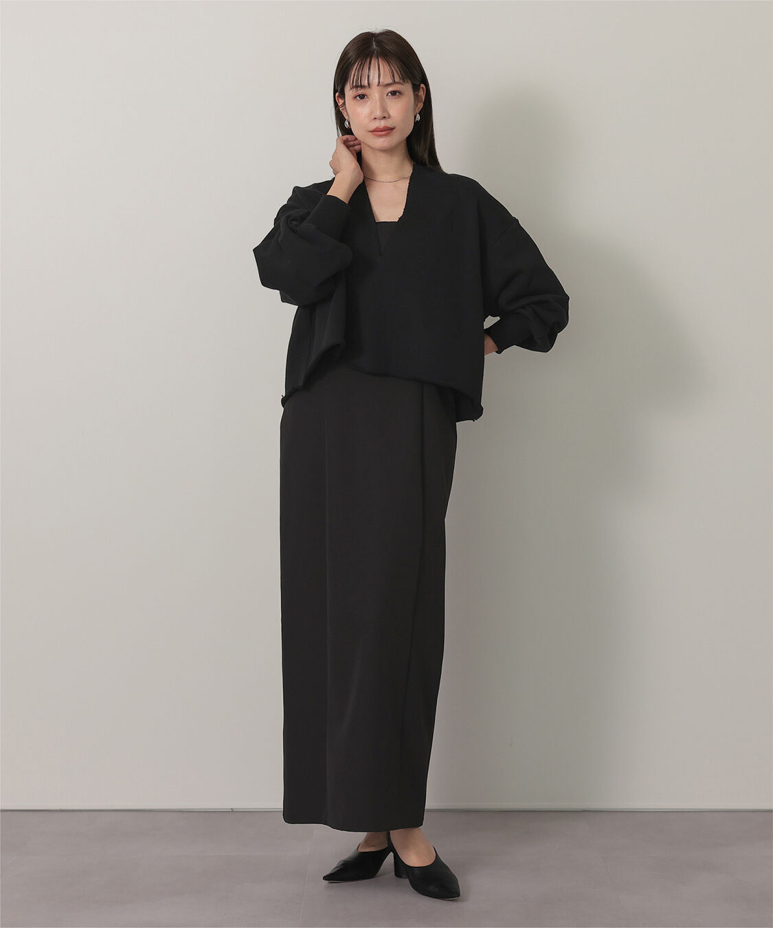 ur's「深Vネックスウェットプルオーバー」|スウェット・ジャージ|