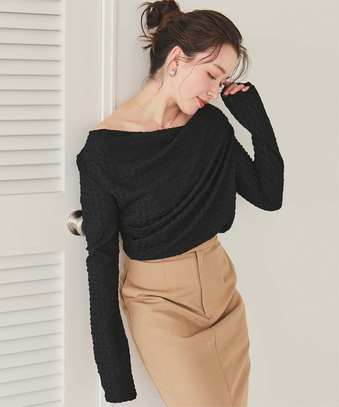 titivate「ドレープデザインロングスリーブトップス」|Tシャツ・カットソー|ブラック