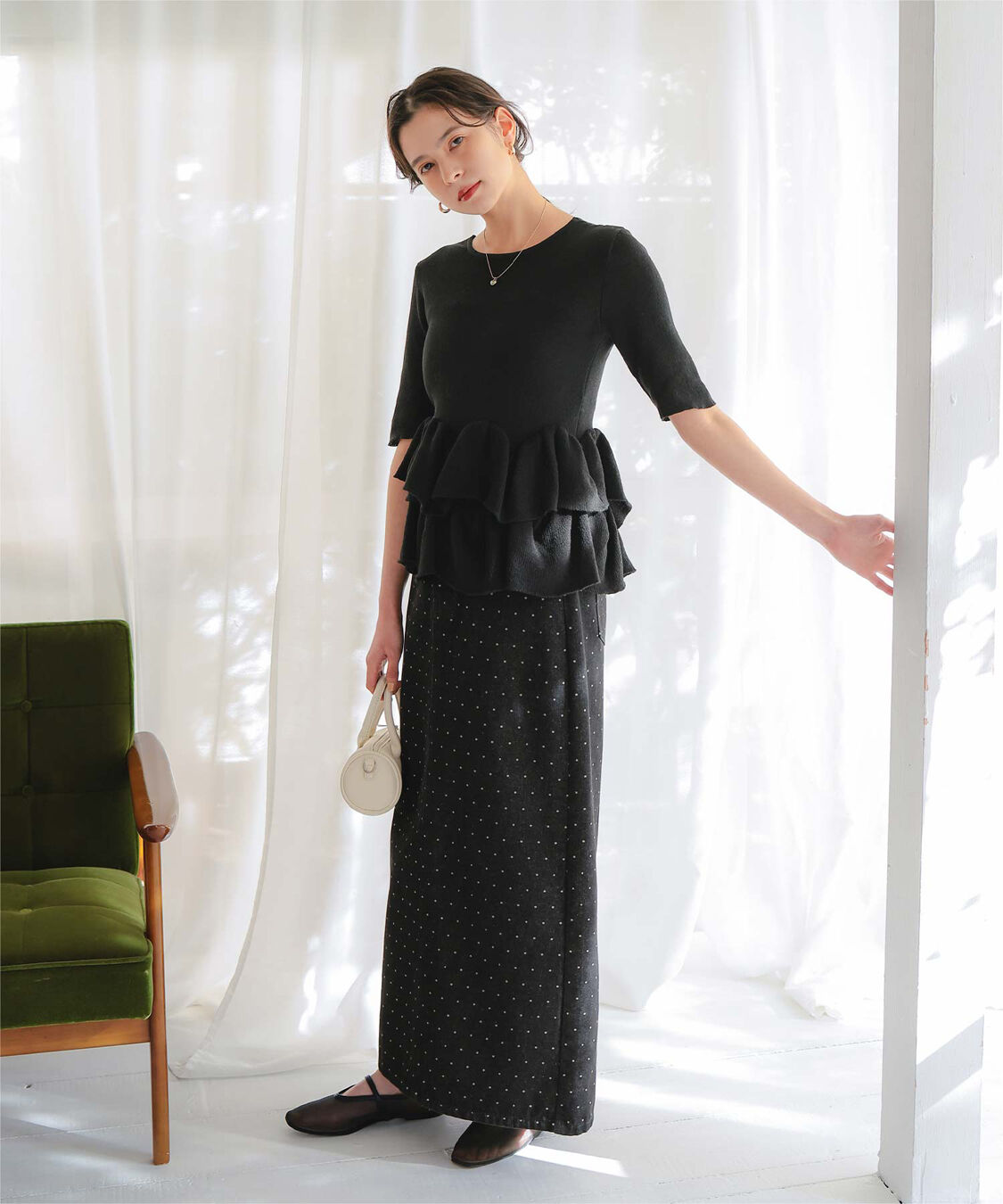 titivate「ハーフスリーブフリルヘムニットカーディガン」|ニット・セーター|