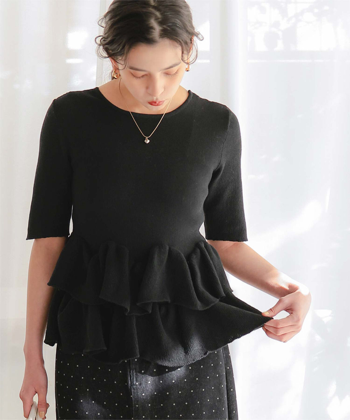 titivate「ハーフスリーブフリルヘムニットカーディガン」|ニット・セーター|