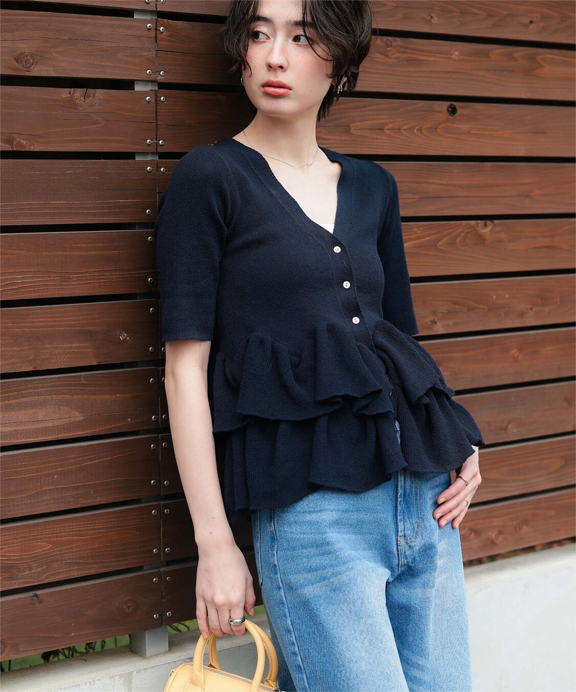 titivate「ハーフスリーブフリルヘムニットカーディガン」|ニット・セーター|ネイビー