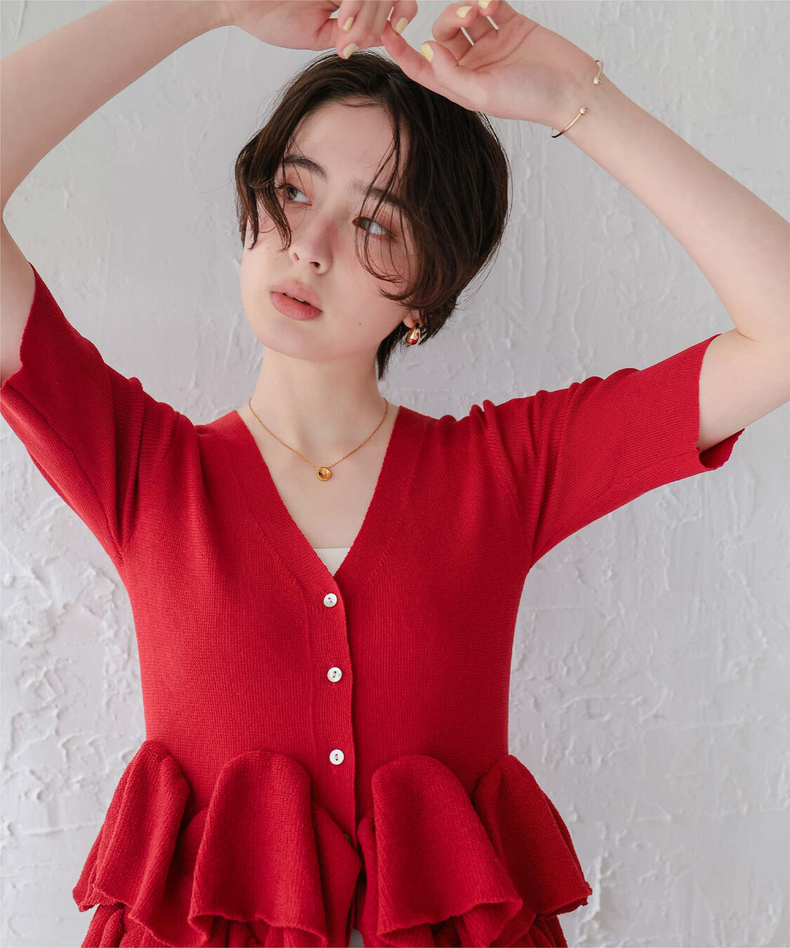 titivate「ハーフスリーブフリルヘムニットカーディガン」|ニット・セーター|