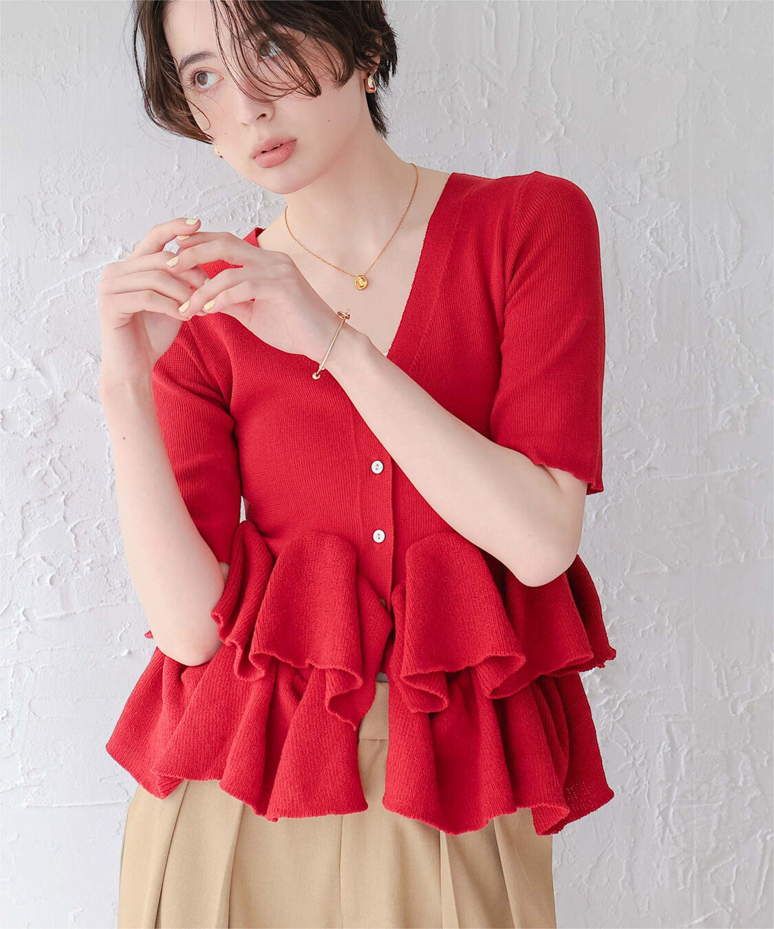 titivate「ハーフスリーブフリルヘムニットカーディガン」|ニット・セーター|