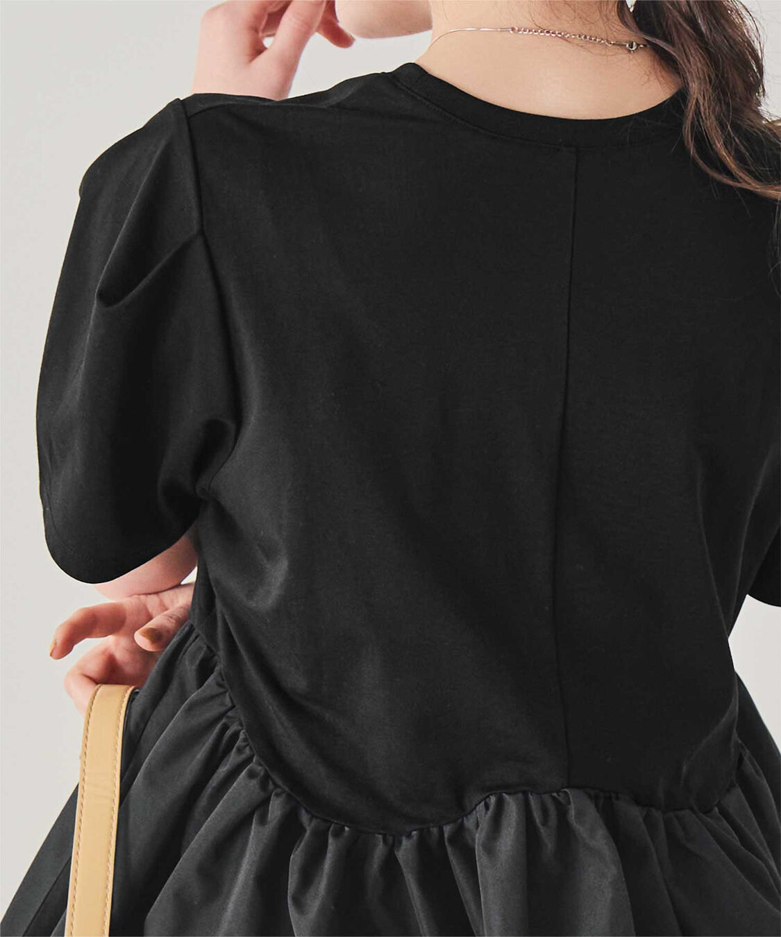 titivate「【サステナブル】カットソードッキングペプラムトップス」|Tシャツ・カットソー|