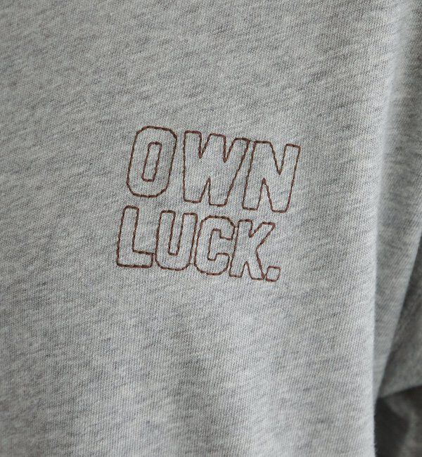  「ロゴ刺繍&times;フロッキープリント麻混Tシャツ」|Tシャツ・カットソー|