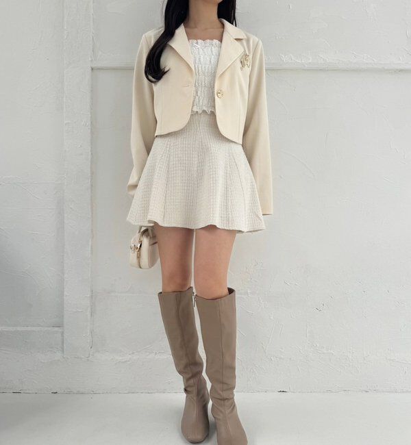  「ブローチ付きショートテーラージャケット/WEB限定リバイバル」|テーラードジャケット|