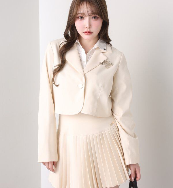  「ブローチ付きショートテーラージャケット/WEB限定リバイバル」|テーラードジャケット|