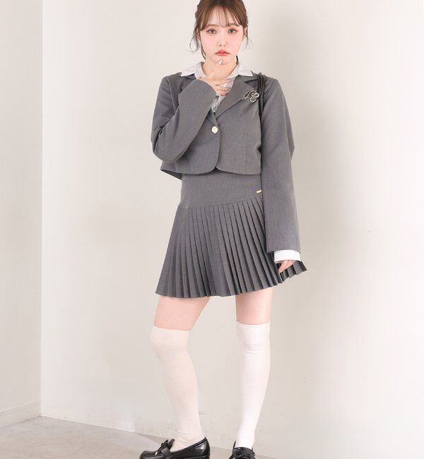  「ブローチ付きショートテーラージャケット/WEB限定リバイバル」|テーラードジャケット|