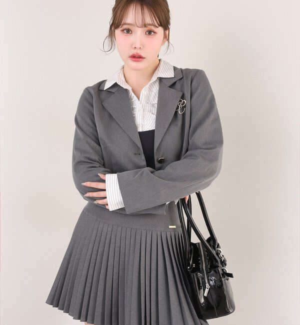  「ブローチ付きショートテーラージャケット/WEB限定リバイバル」|テーラードジャケット|