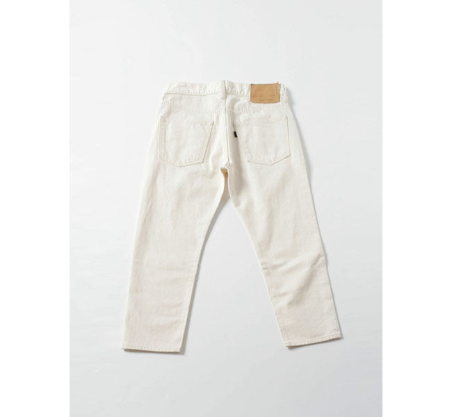 mizuiro ind「mizuiro ind 8分丈ホワイトデニム」|デニム|